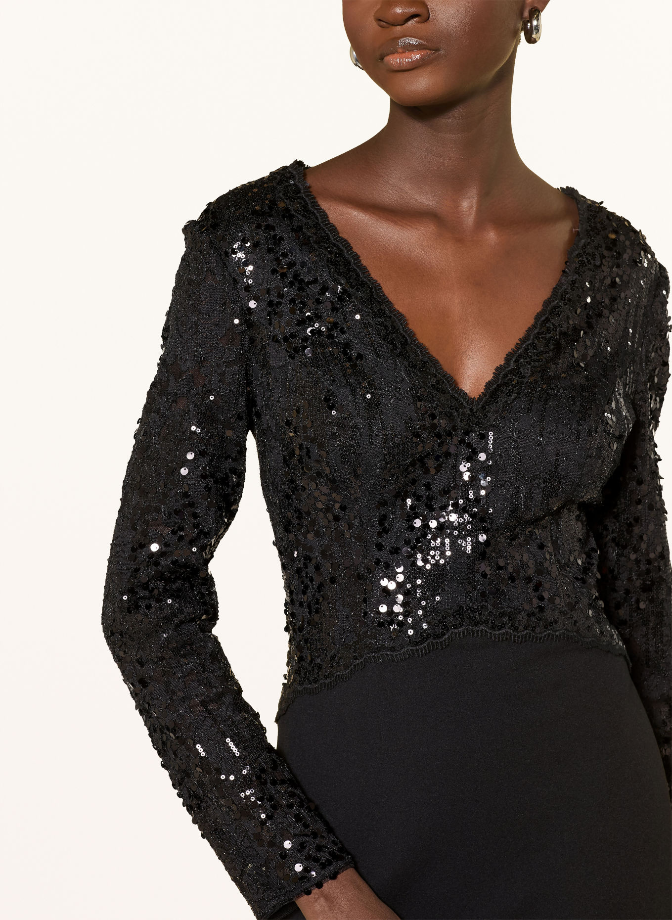 ADRIANNA PAPELL Abendkleid mit Pailletten und Spitze: SCHWARZ