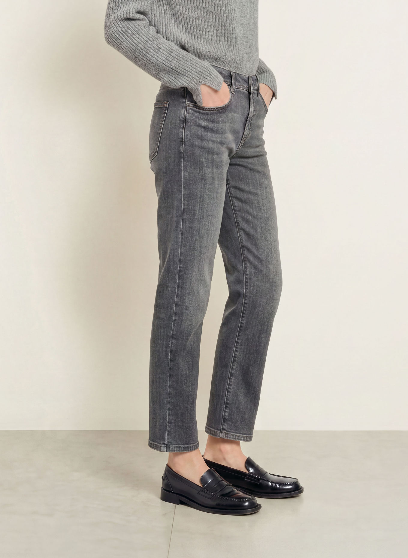 MAC Jean droit GINA: D973 dark grey wash