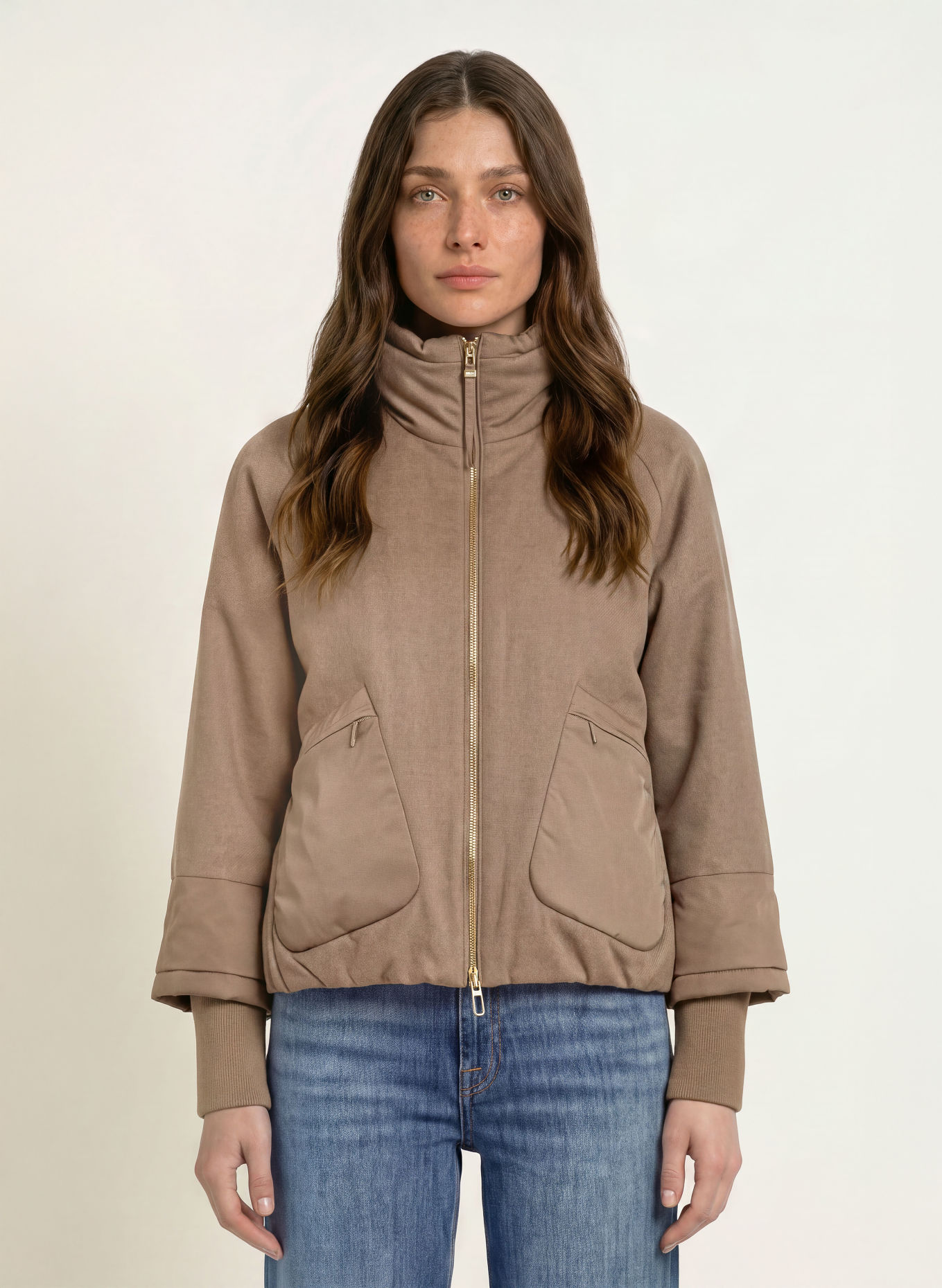 DUNO Lightweight donsjas MURIEL in een mix van materialen: LICHTBRUIN