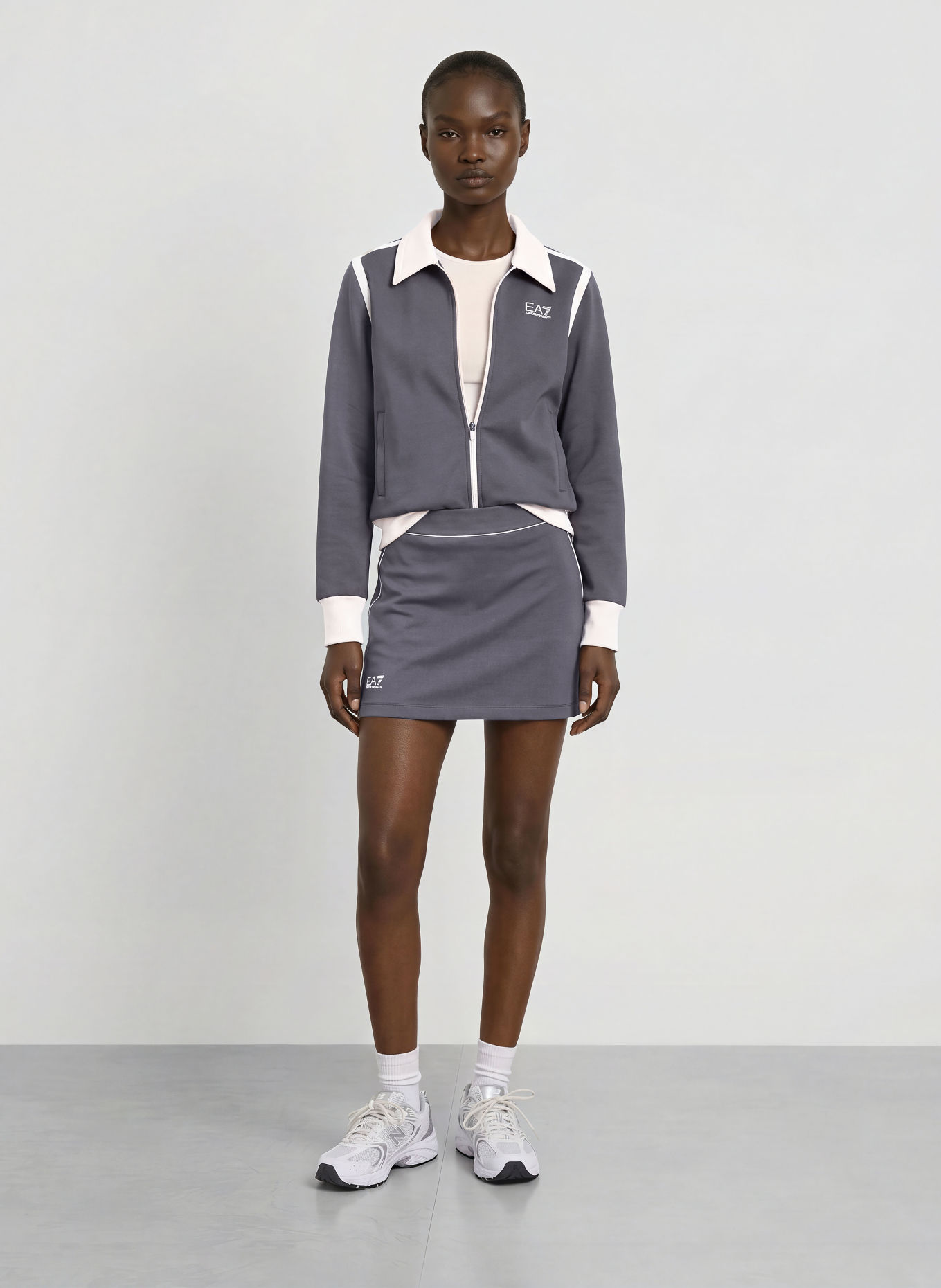 EA7 EMPORIO ARMANI Sweatjacke PRO: BRAUN / CREME