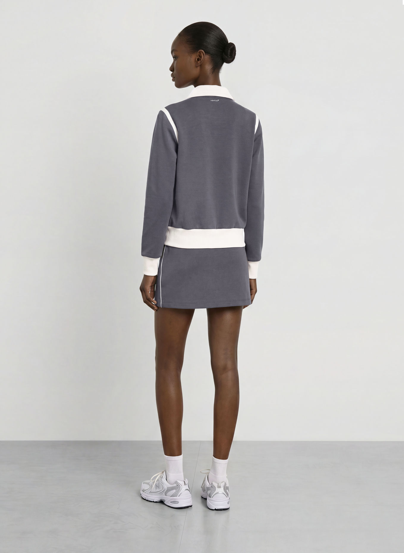 EA7 EMPORIO ARMANI Sweatjacke PRO: BRAUN / CREME