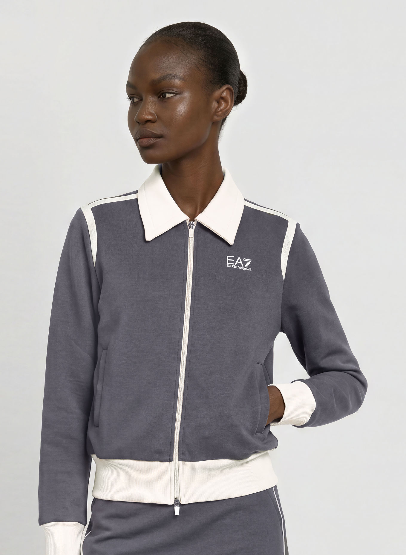 EA7 EMPORIO ARMANI Sweatjacke PRO: BRAUN / CREME