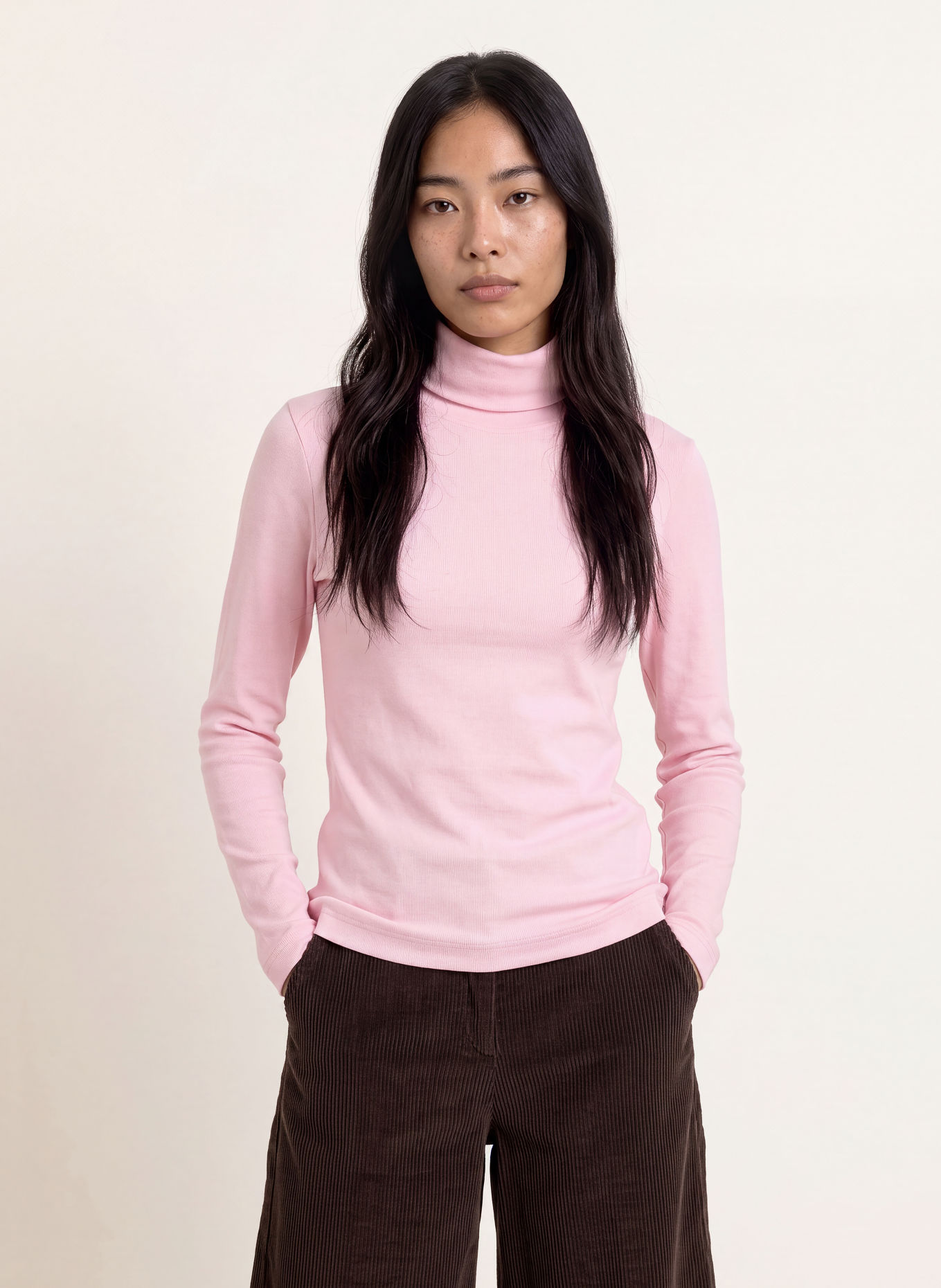 ZAÍDA Turtleneck top: LIGHT PINK