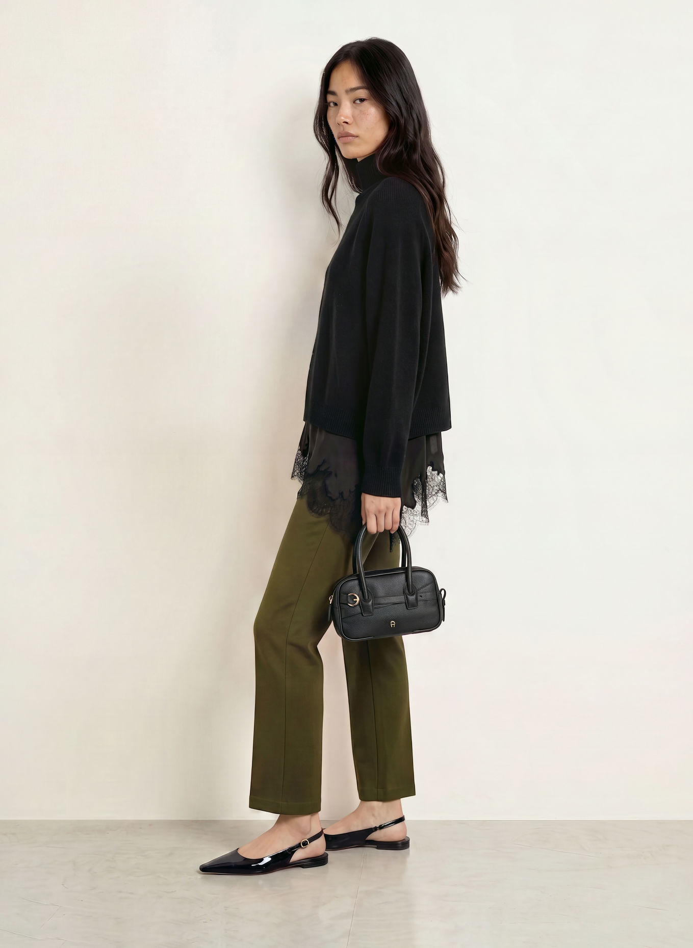 monari Hose: OLIV