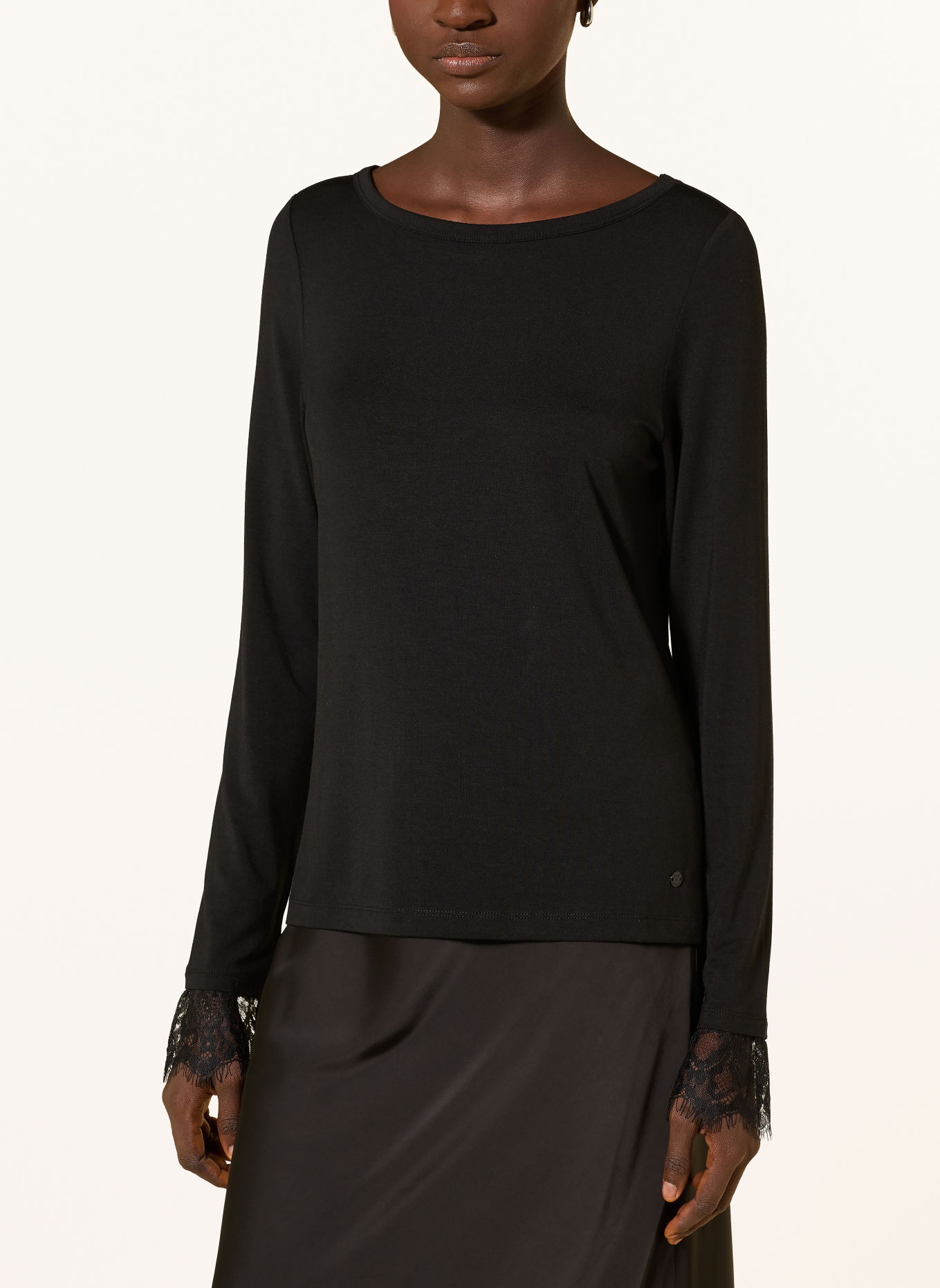 monari Longsleeve met lange mouwen en kant: ZWART