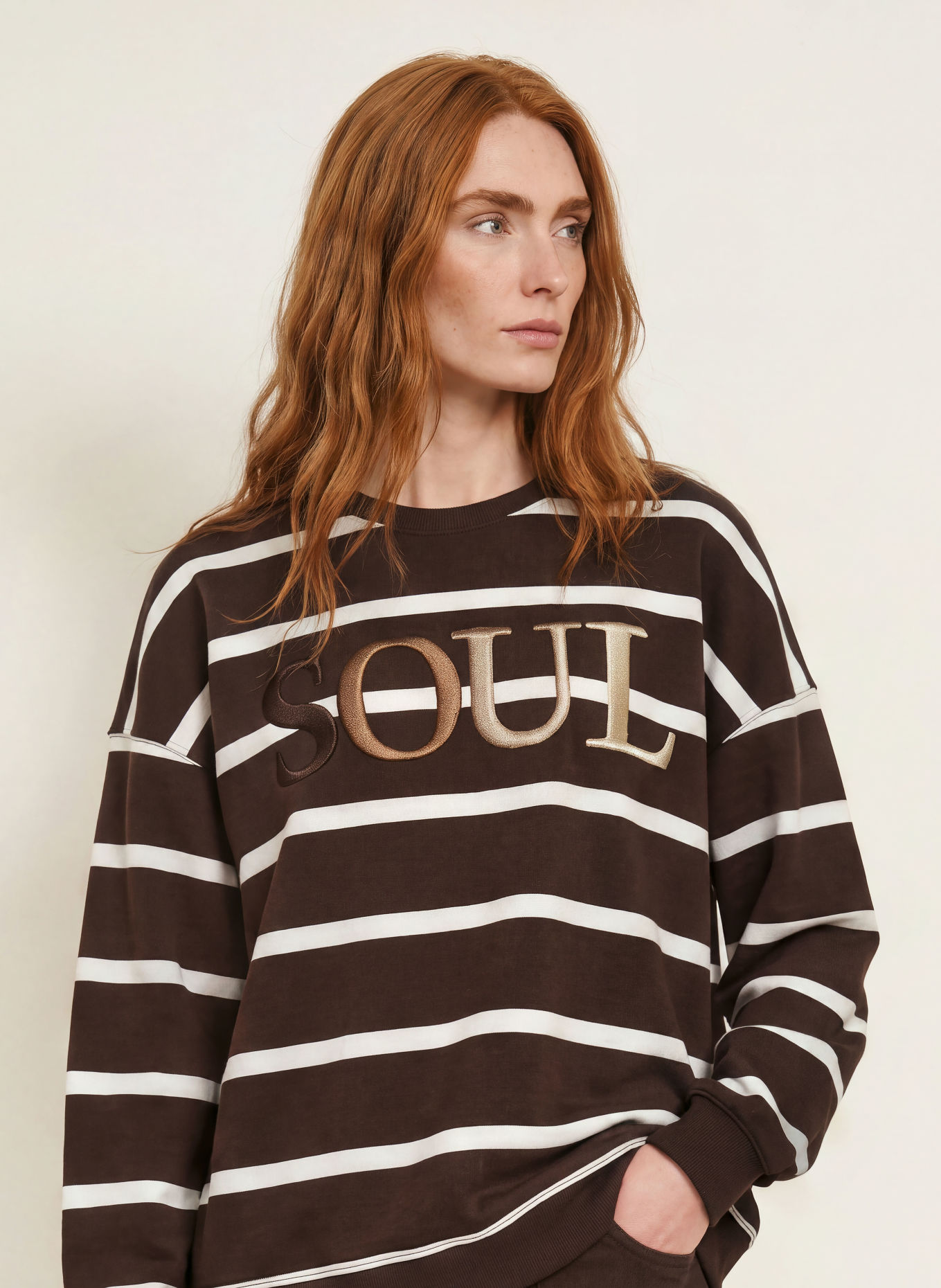 Smith & Soul Oversized-Sweatshirt: DUNKELBRAUN / HELLBRAUN / WEISS