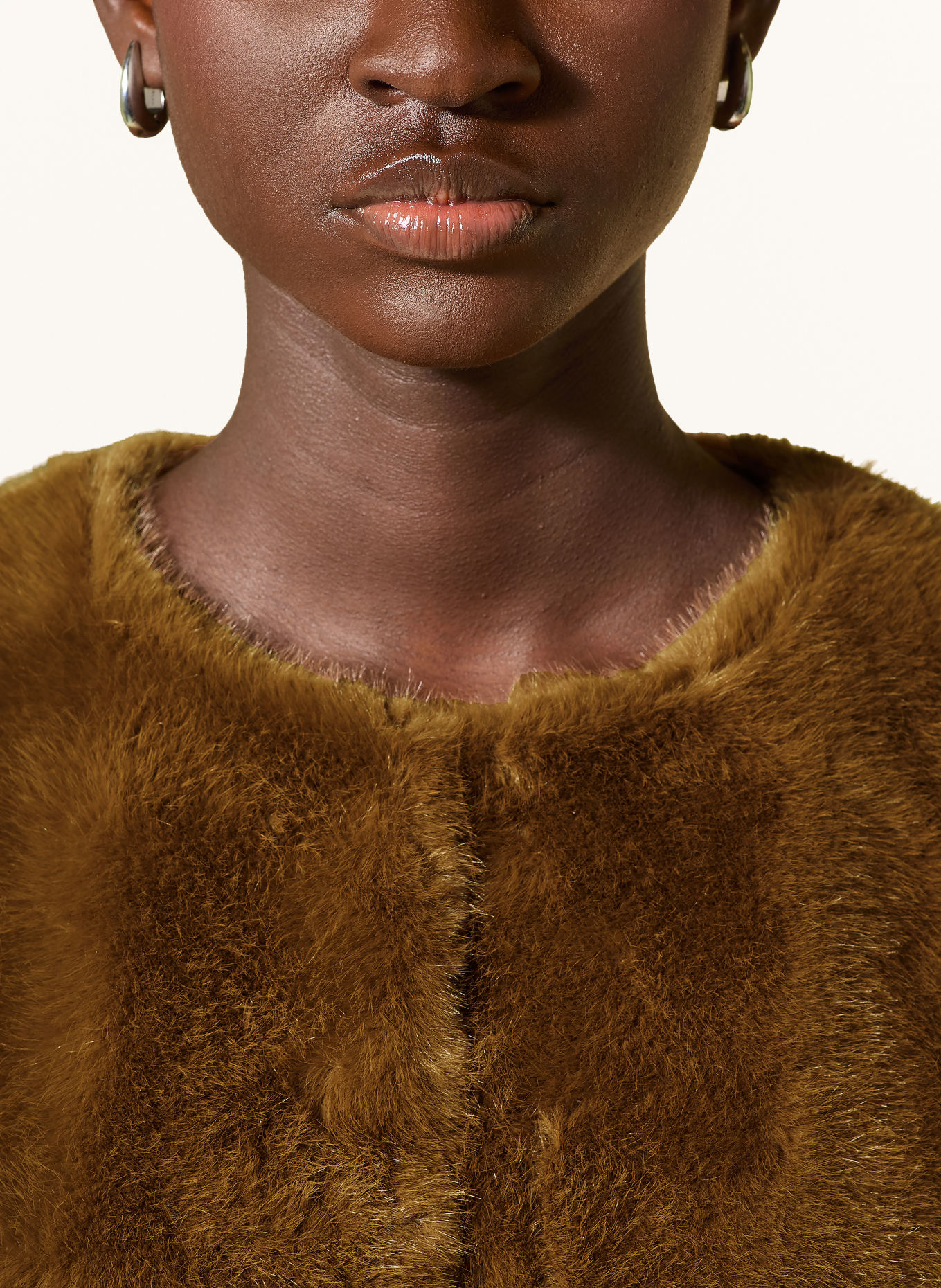 Rich & Royal Bunda z umělé kožešiny: HNĚDÁ