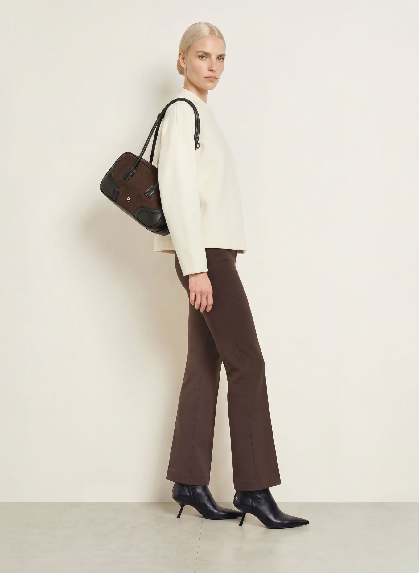 Rich & Royal Pantaloni bootcut din jersey: MARO ÎNCHIS