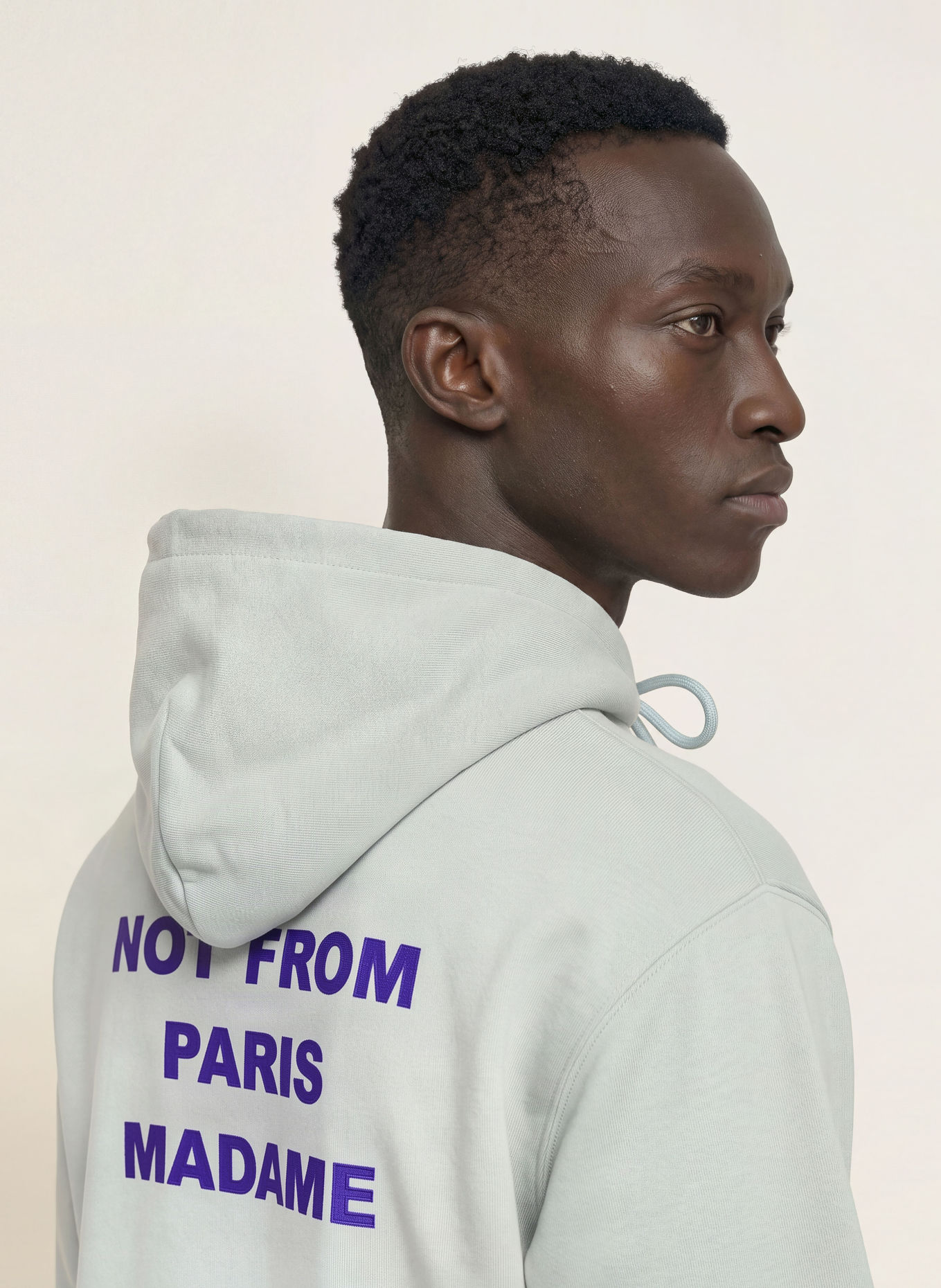 DRÔLE DE MONSIEUR Hoodie: CRÈME