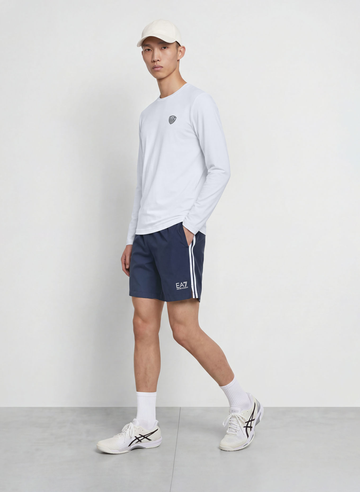EA7 EMPORIO ARMANI Langærmet T-shirt: HVID