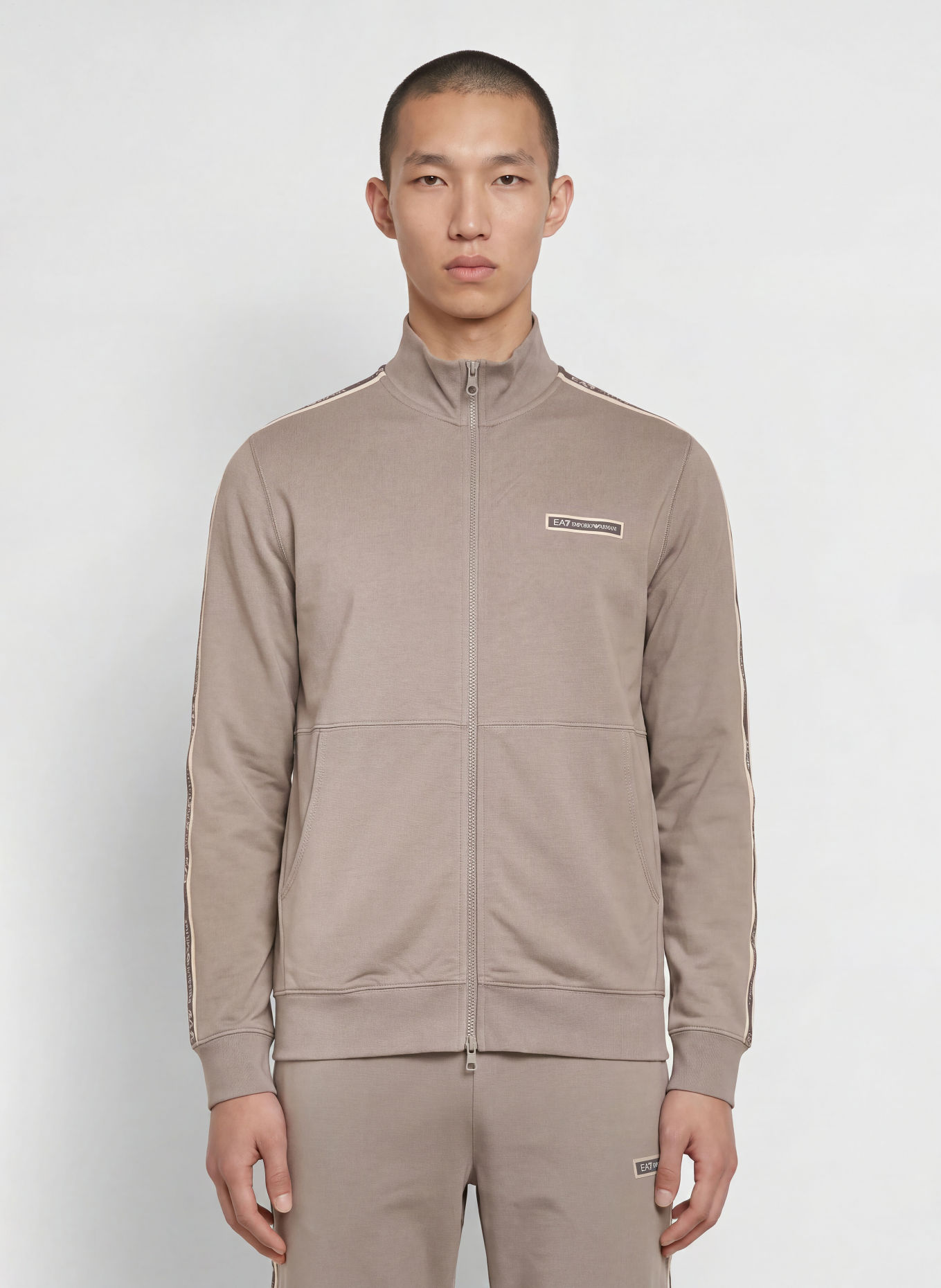 EA7 EMPORIO ARMANI Sweatvest TRAIN LOGO: TAUPE / CRÈME