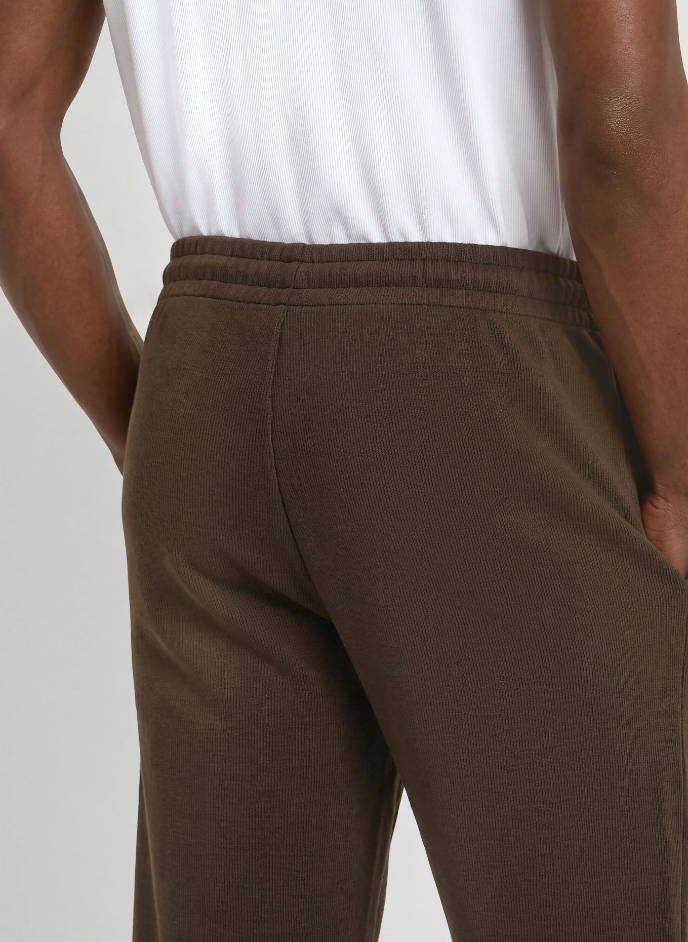 EA7 EMPORIO ARMANI Sweatpants: DUNKELBRAUN