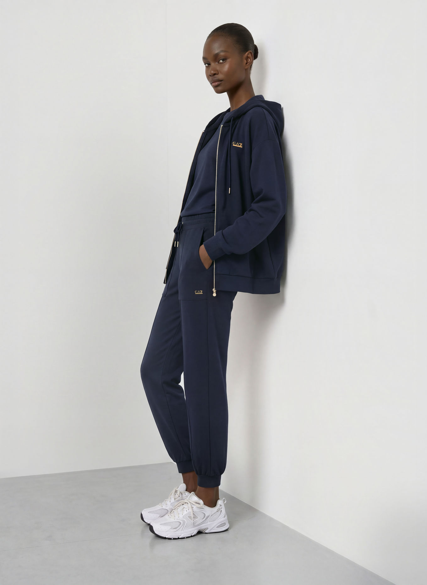 EA7 EMPORIO ARMANI Sweatjacke TRAIN CORE: DUNKELBLAU