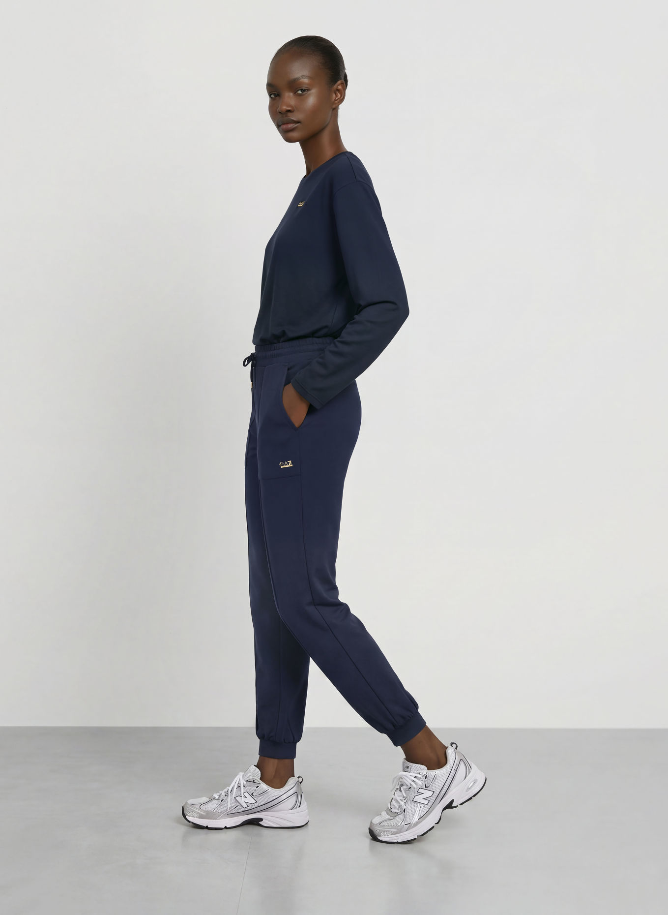 EA7 EMPORIO ARMANI Longsleeve TRAIN CORE: DONKERBLAUW