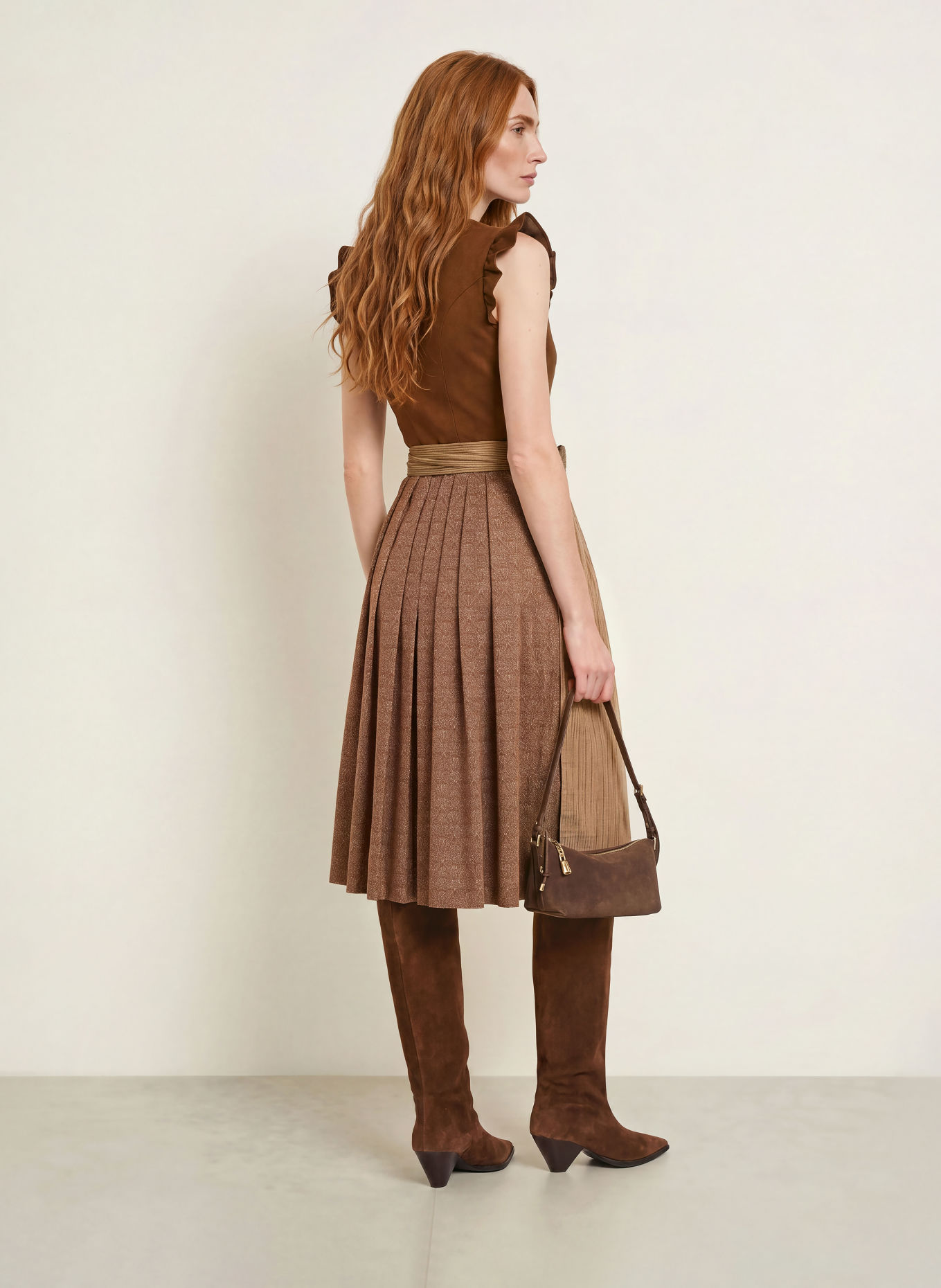 KRÜGER Dirndl met ruches: BRUIN / LICHTBRUIN