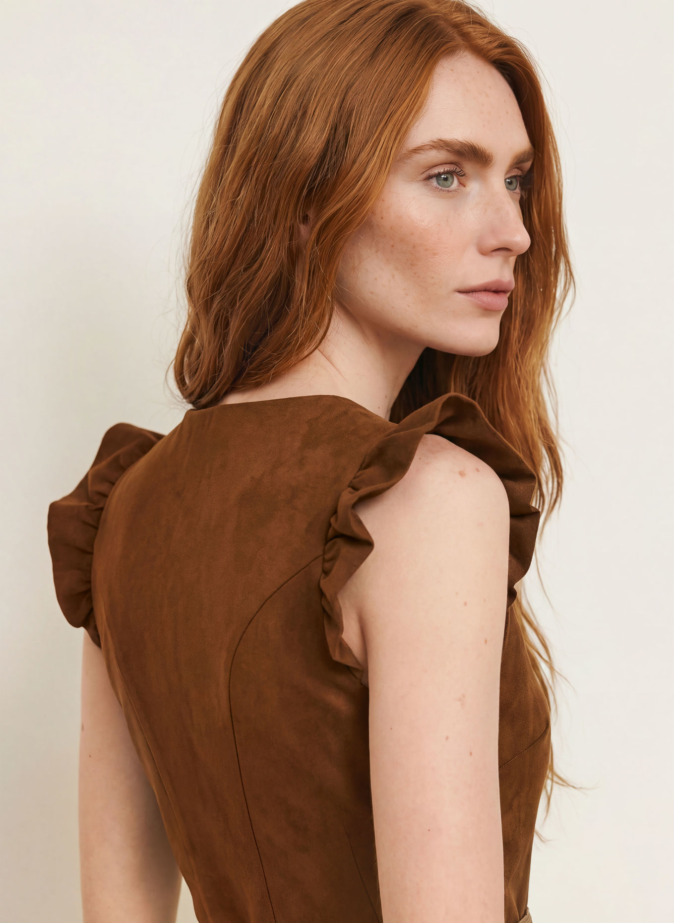 KRÜGER Dirndl met ruches: BRUIN / LICHTBRUIN