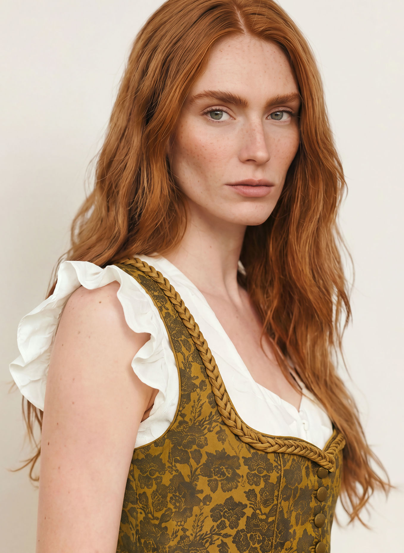 KRÜGER Dirndl OLESYA: DUNKELGELB / DUNKELBRAUN / BRAUN