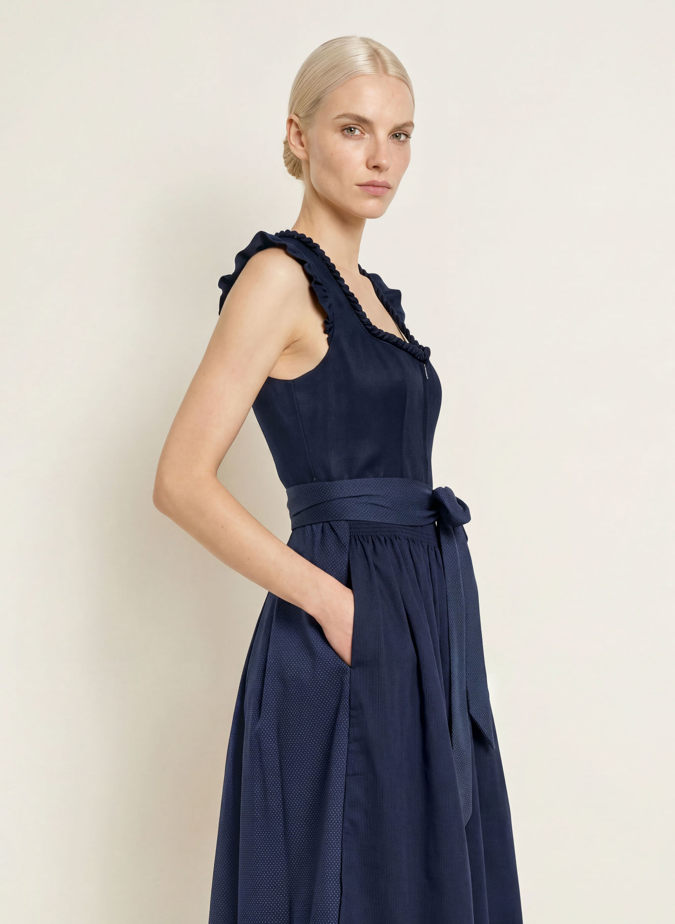 KRÜGER Dirndl: DARK BLUE