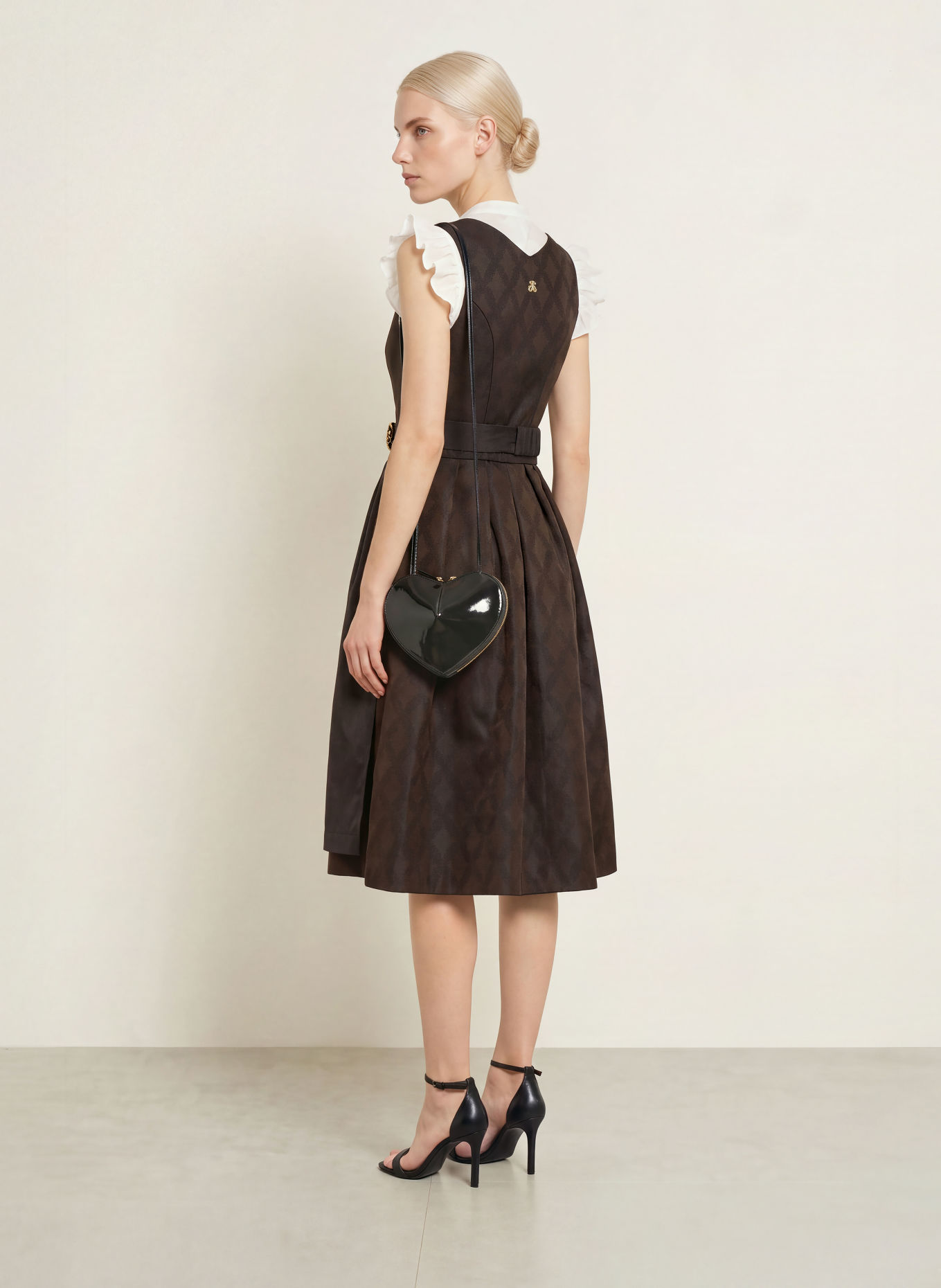 AlpenHERZ Dirndl MARGIE: DUNKELBRAUN