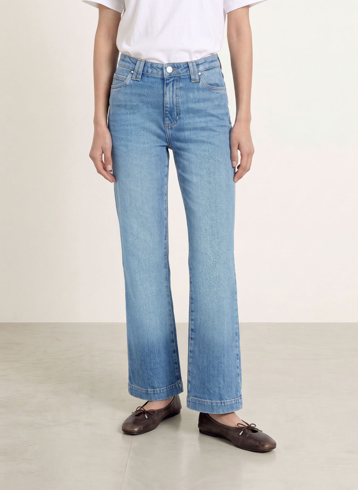 Buena Vista Straight Jeans: 8020 stone denim