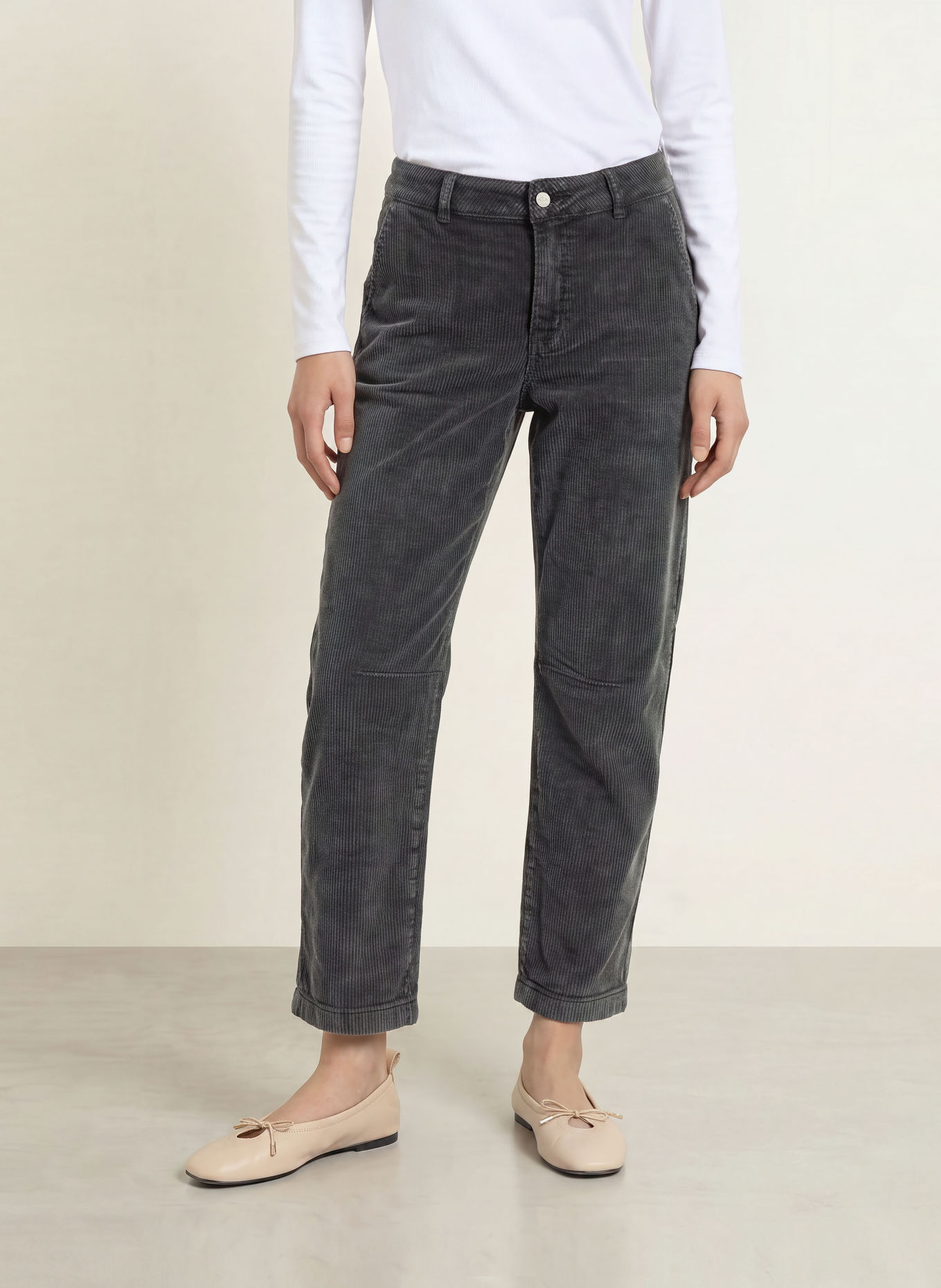 Buena Vista Cordhose: DUNKELGRAU