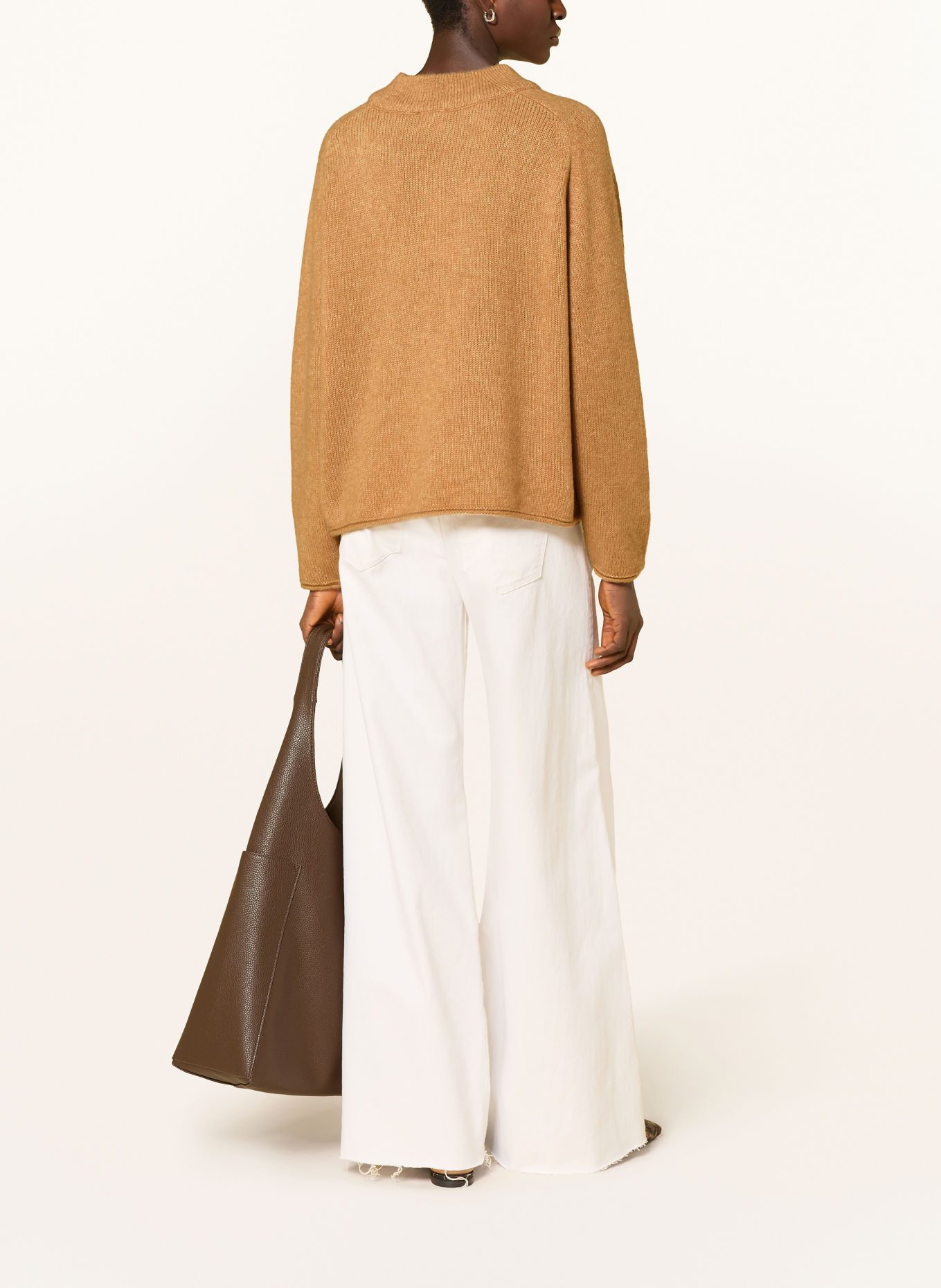 monari Pullover: CAMEL