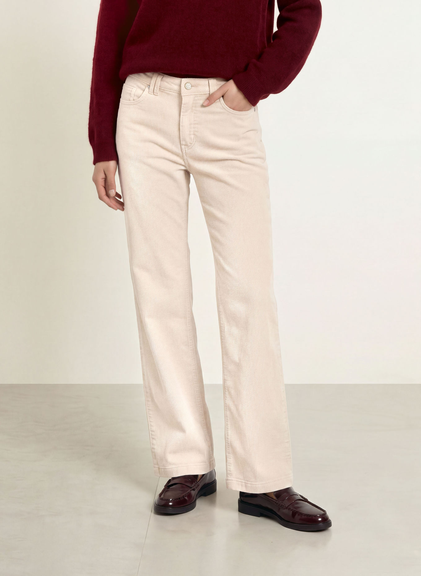Buena Vista Corduroy pants: CREAM