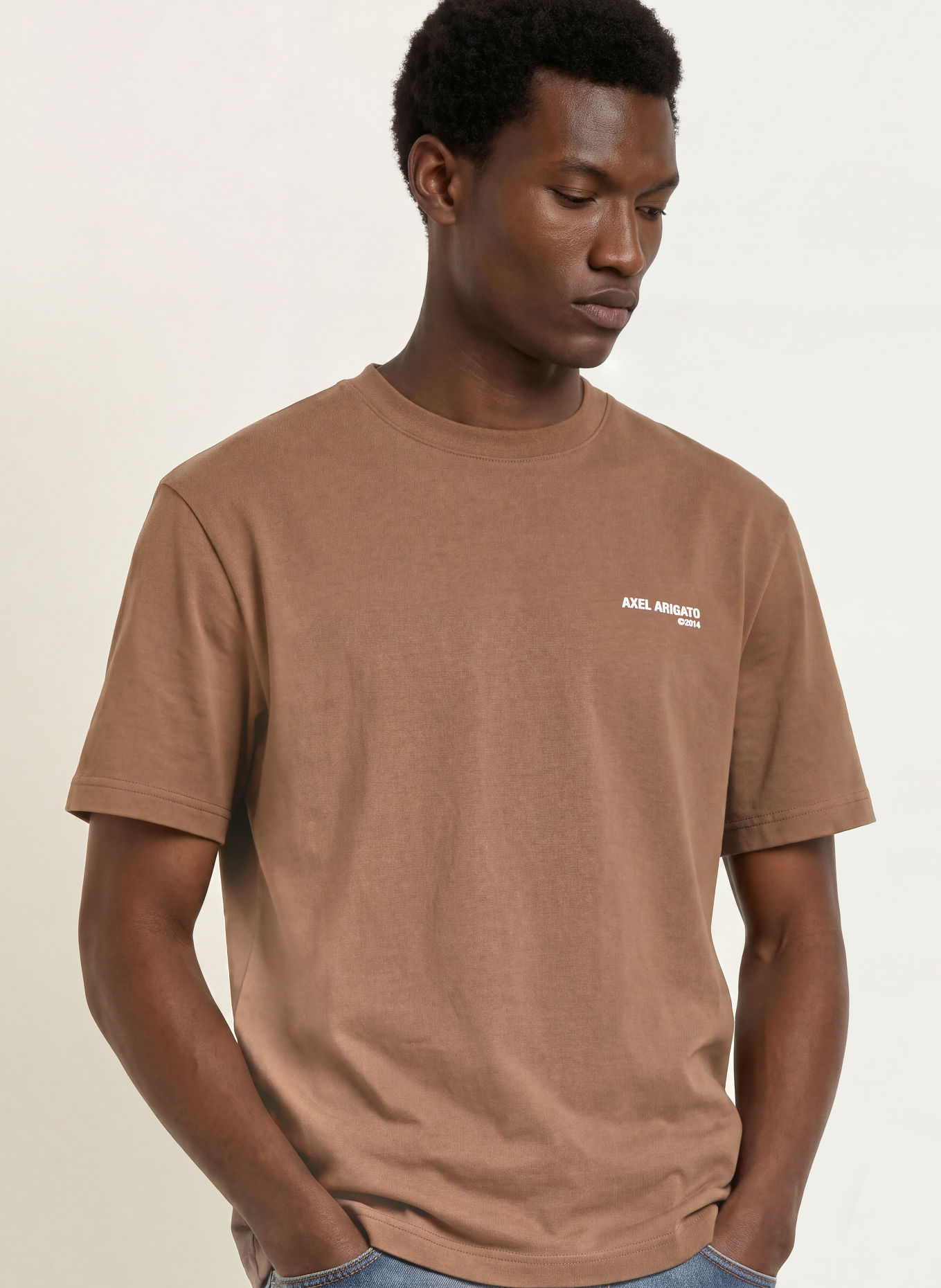 AXEL ARIGATO T-shirt: LJUSBRUN