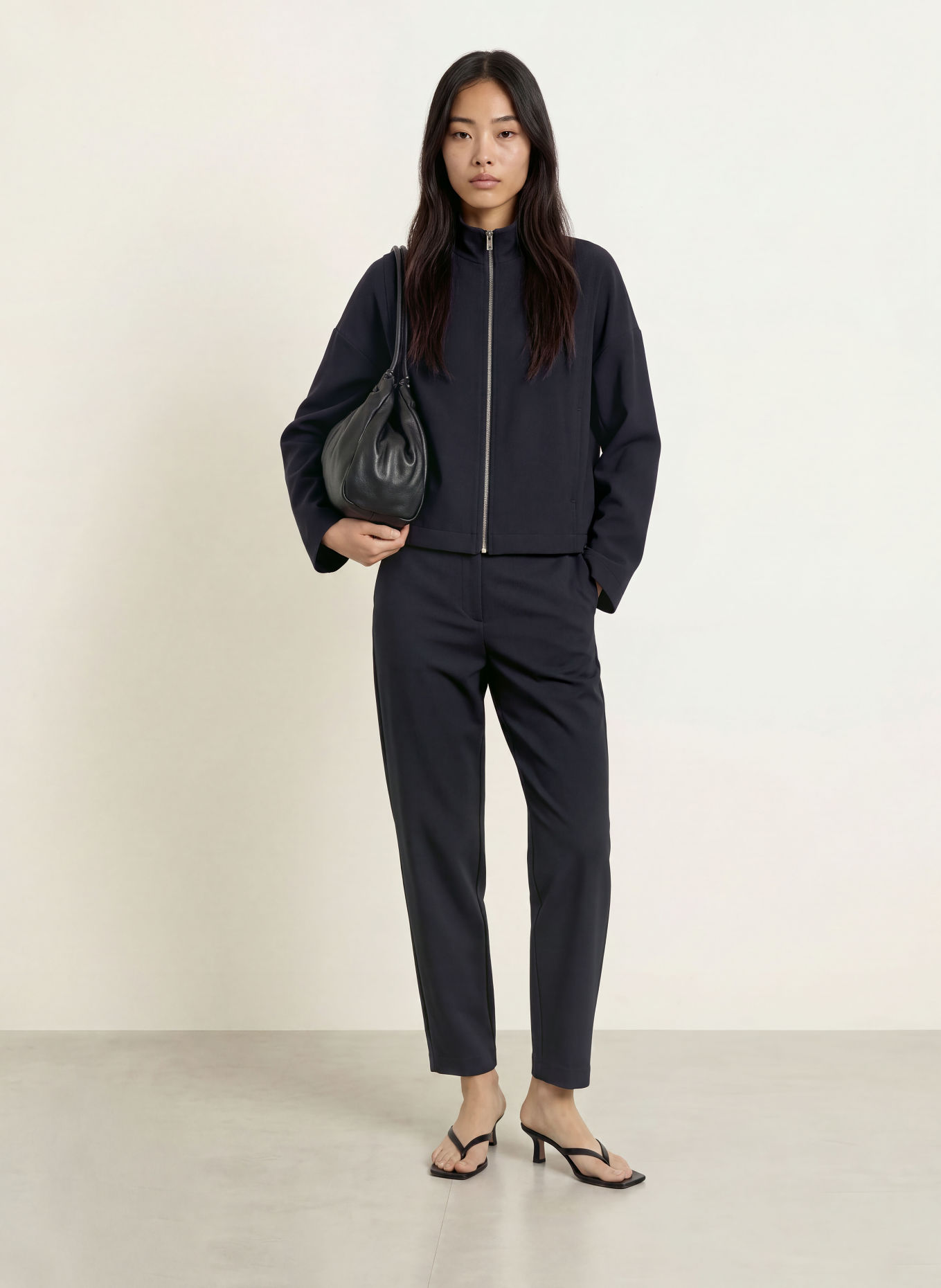 someday CATSBY 7/8-length trousers: DARK BLUE