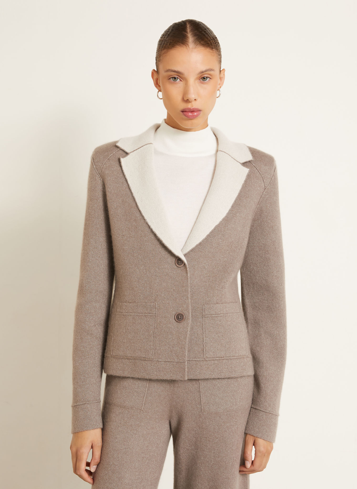 IRIS von ARNIM DAVITA Knitted Blazer with Cashmere: TAUPE / CREAM