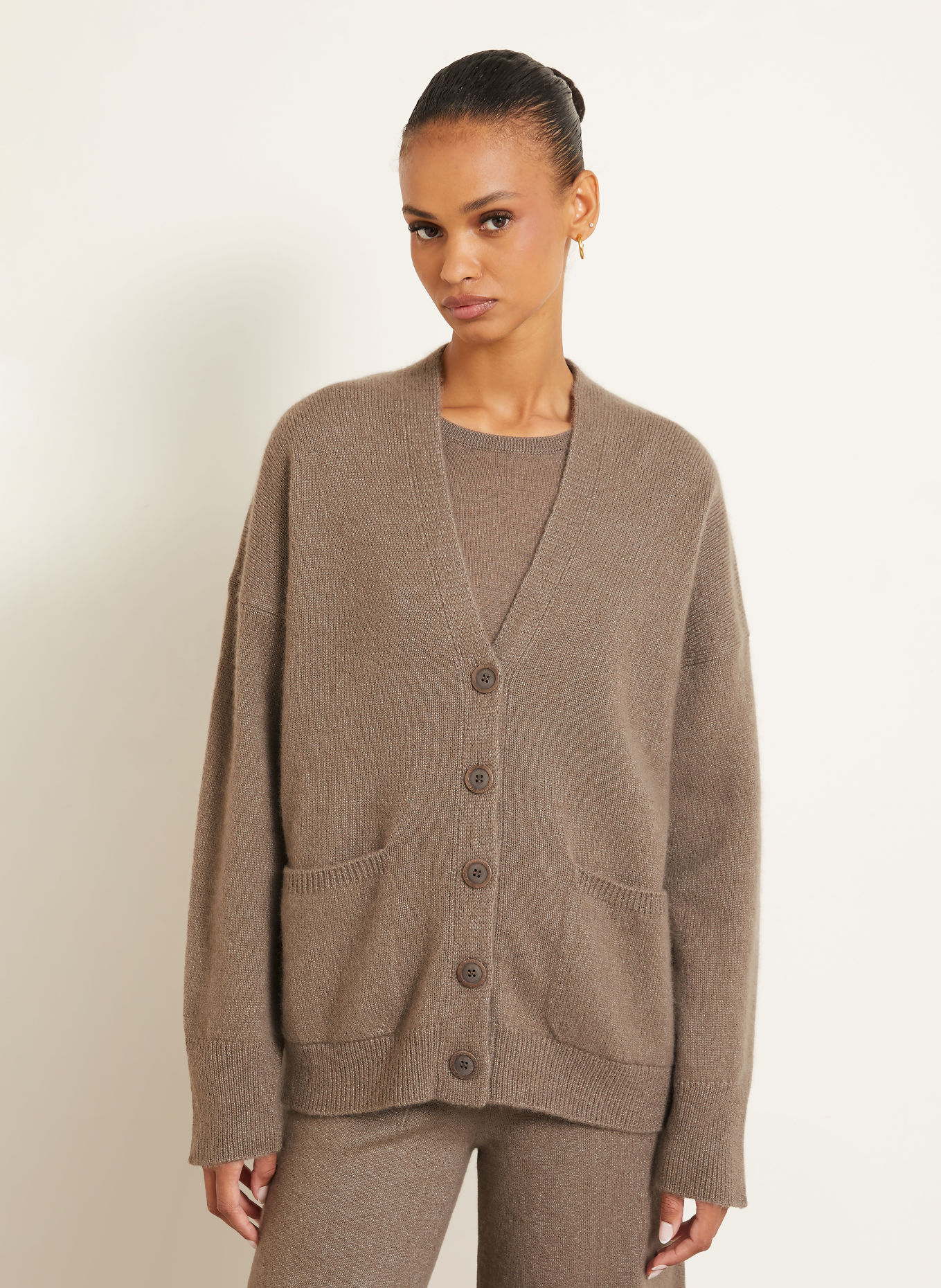 IRIS von ARNIM ROSALIND Cardigan with Cashmere: TAUPE