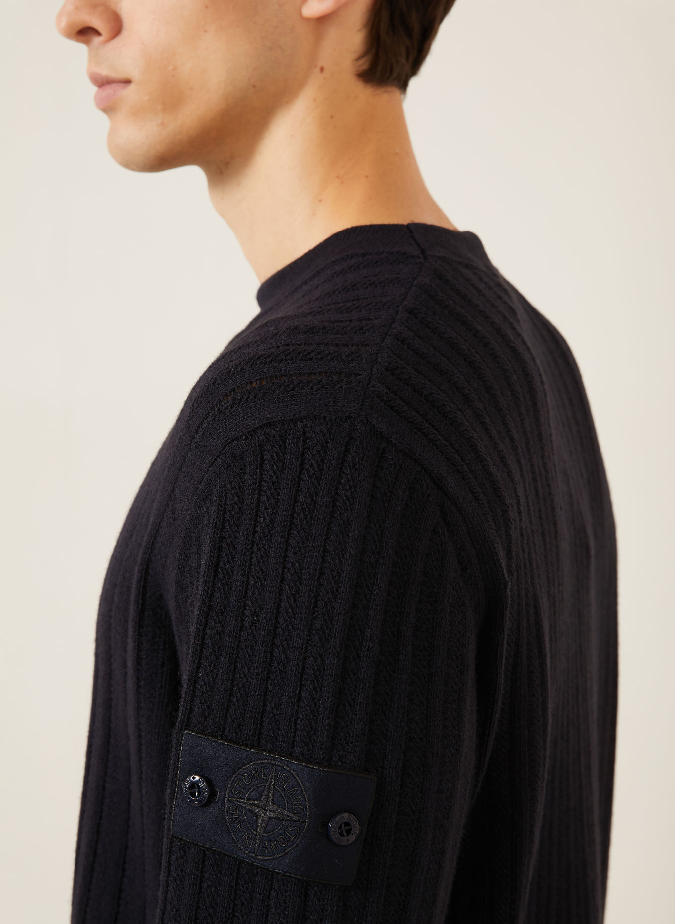STONE ISLAND Pull GHOST: BLEU FONCÉ