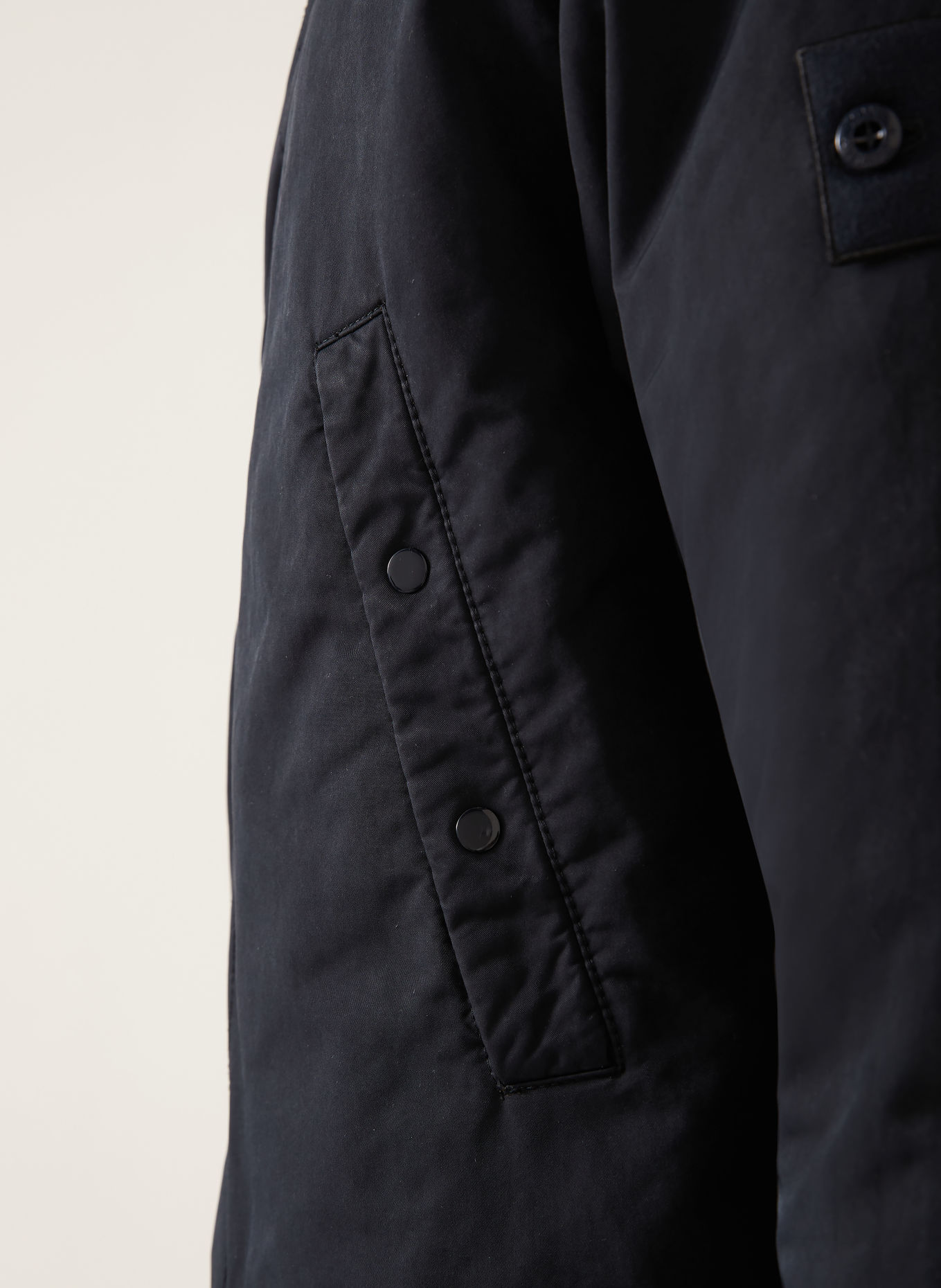 STONE ISLAND Donsparka GHOST: DONKERBLAUW