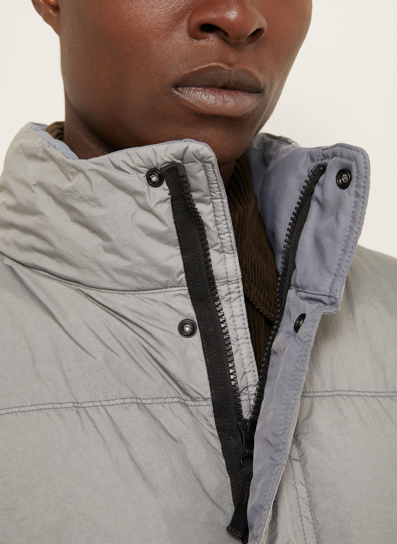 STONE ISLAND Daunenjacke: GRAU