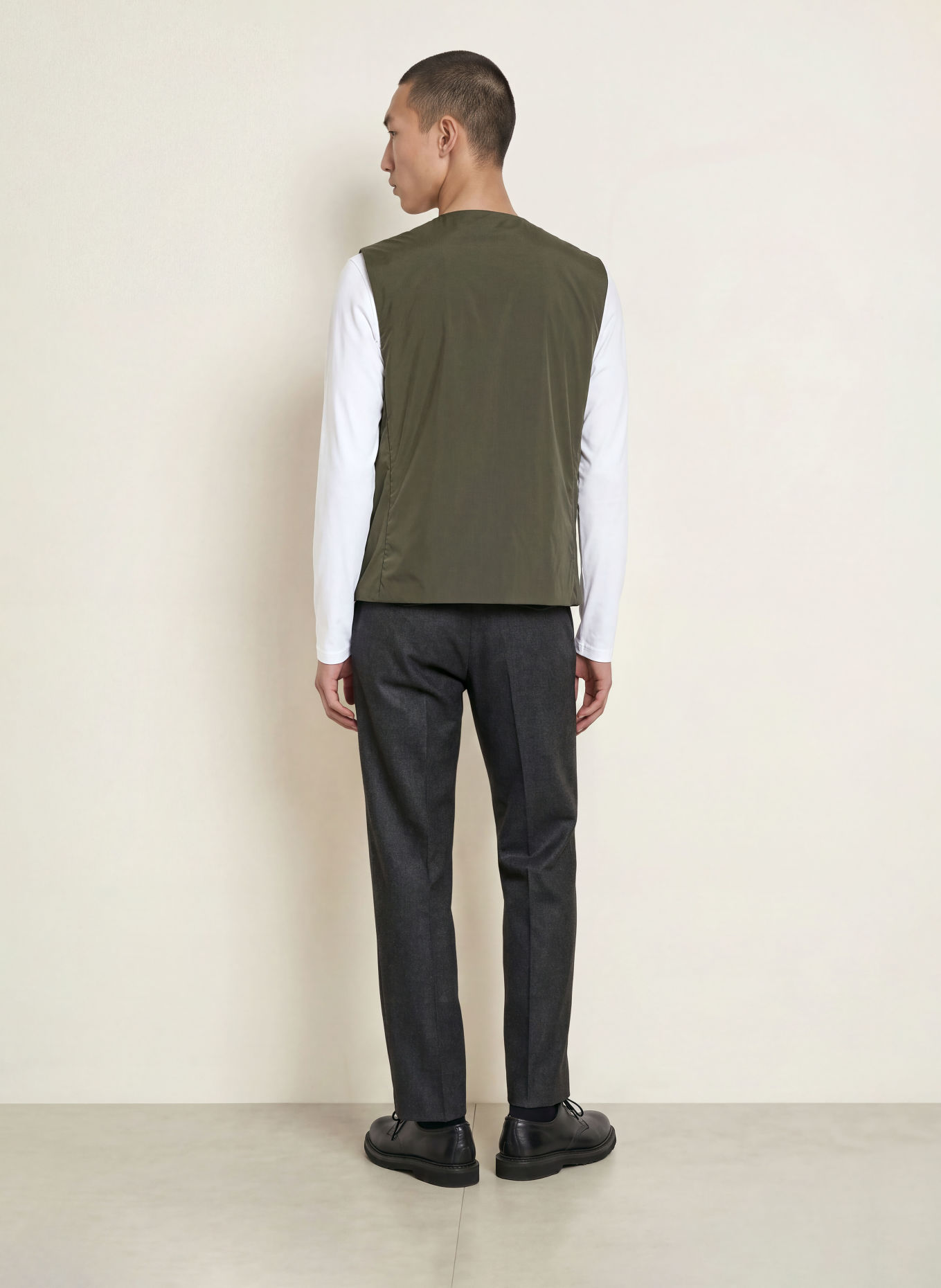 TIGER OF SWEDEN Bodywarmer MARVE: DONKERGROEN