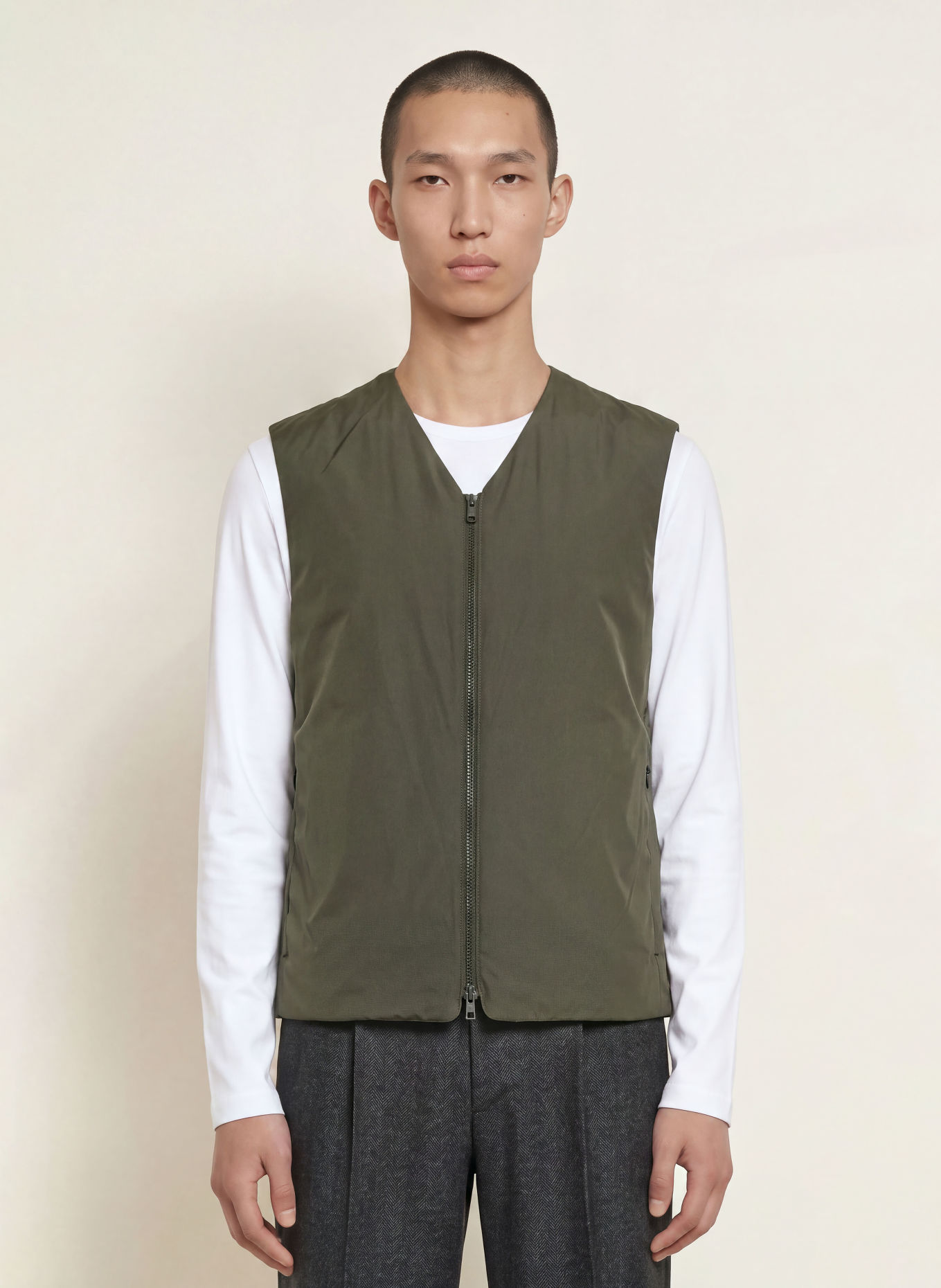 TIGER OF SWEDEN Bodywarmer MARVE: DONKERGROEN