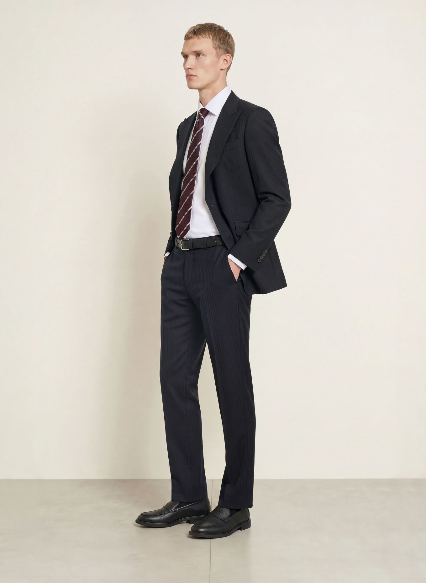 TIGER OF SWEDEN Colbert JOSHWA Extra Slim Fit: 09C Dark Ink