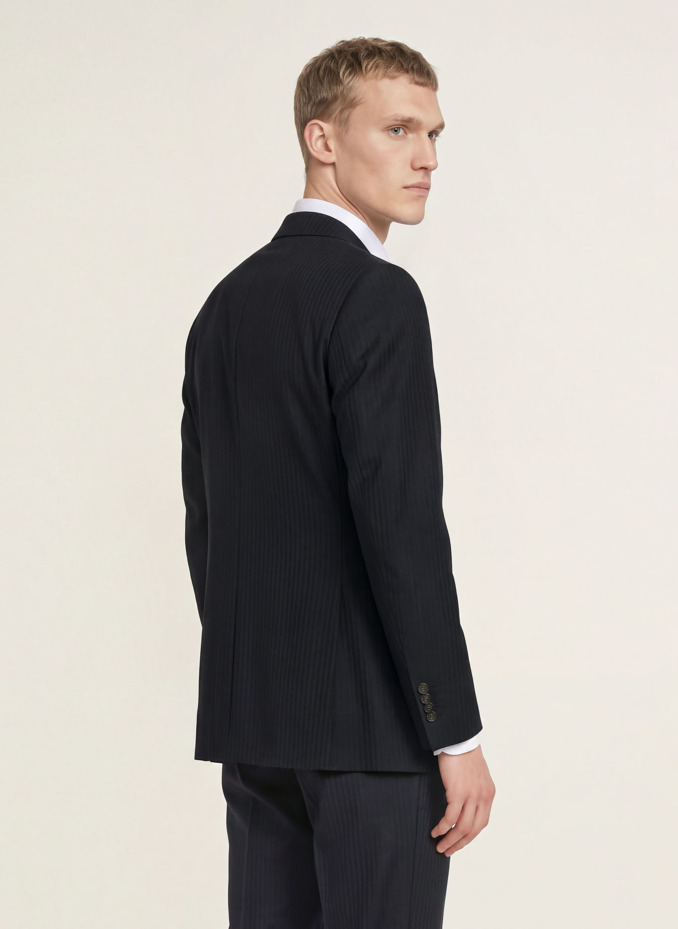 TIGER OF SWEDEN Colbert JOSHWA Extra Slim Fit: 09C Dark Ink