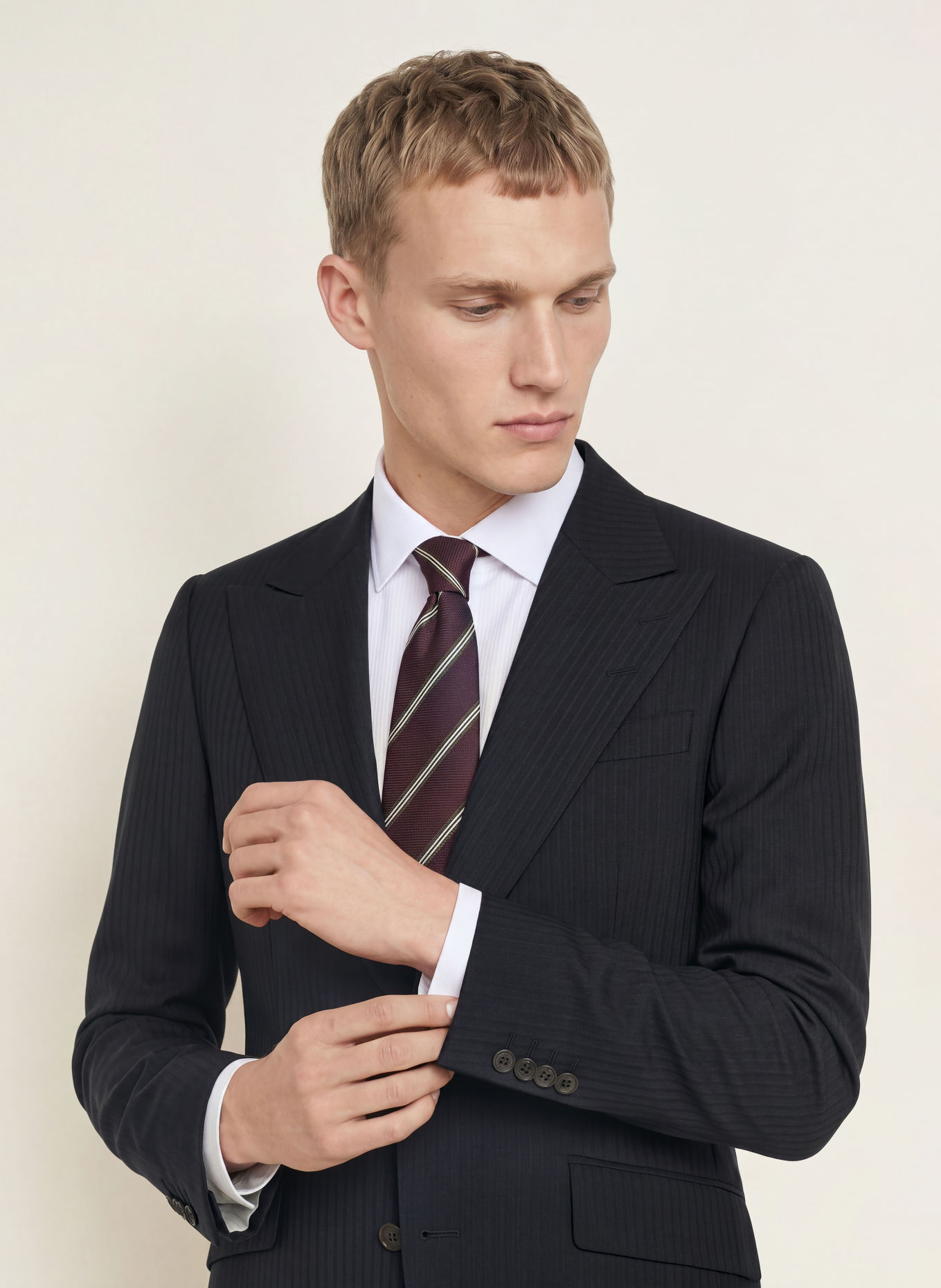 TIGER OF SWEDEN Colbert JOSHWA Extra Slim Fit: 09C Dark Ink