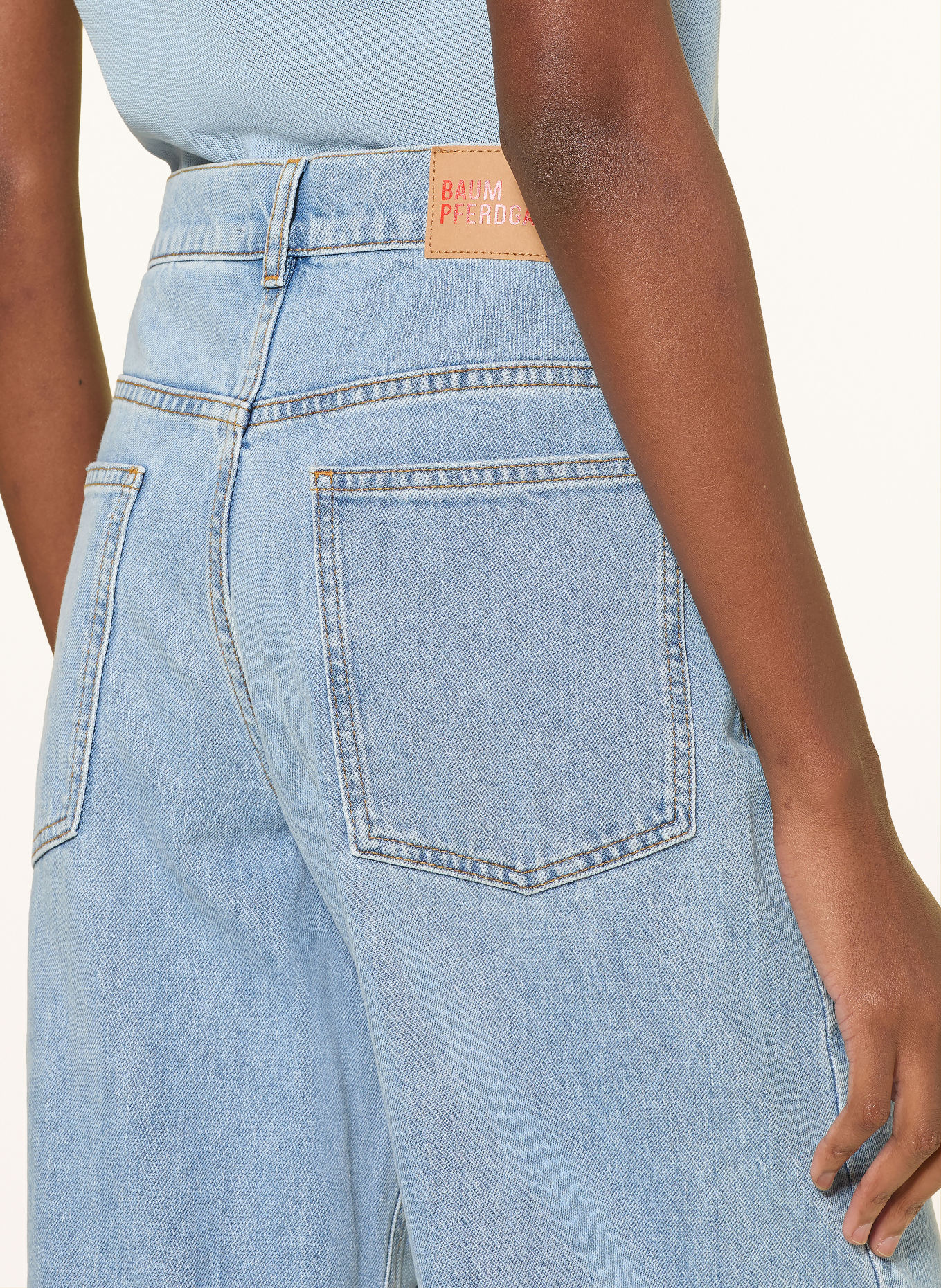BAUM UND PFERDGARTEN Wide Leg Jeans NO 03: C7348 Washed Light Blue