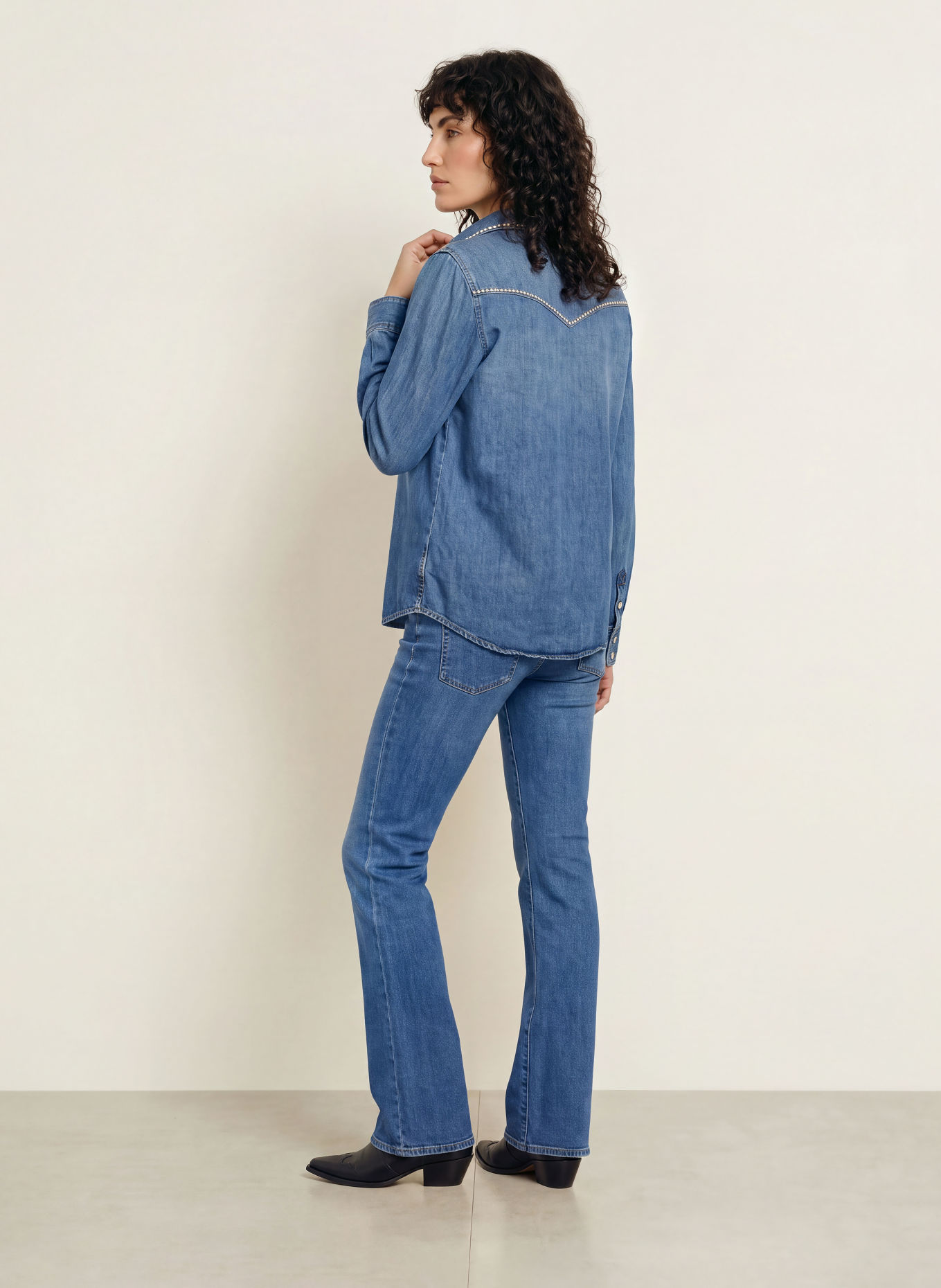7 for all mankind Denim shirt with studs: BLUE / SILVER