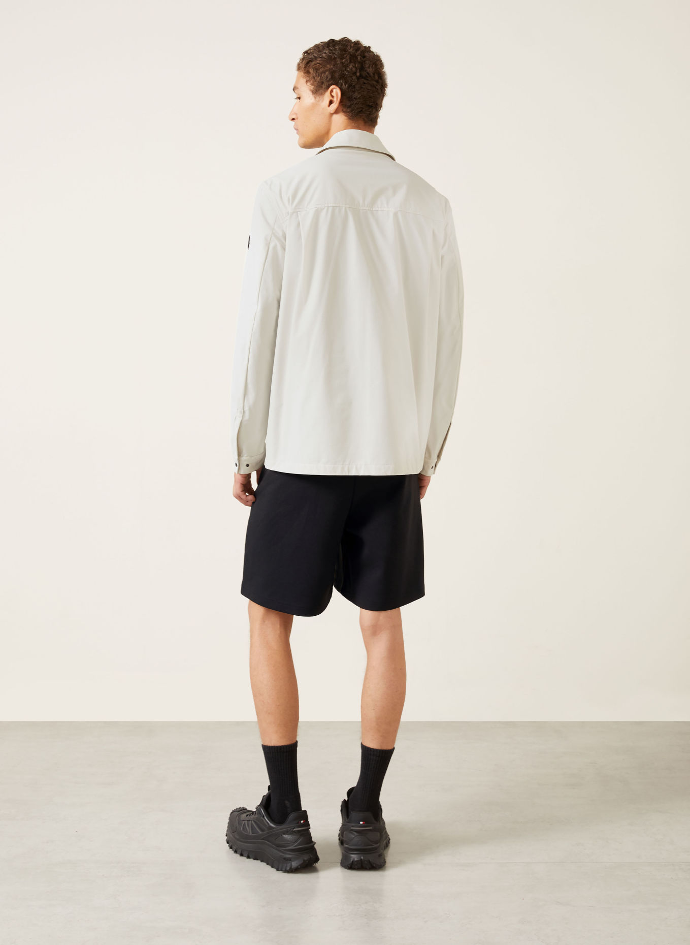 MONCLER Overjacket: HELLGRAU