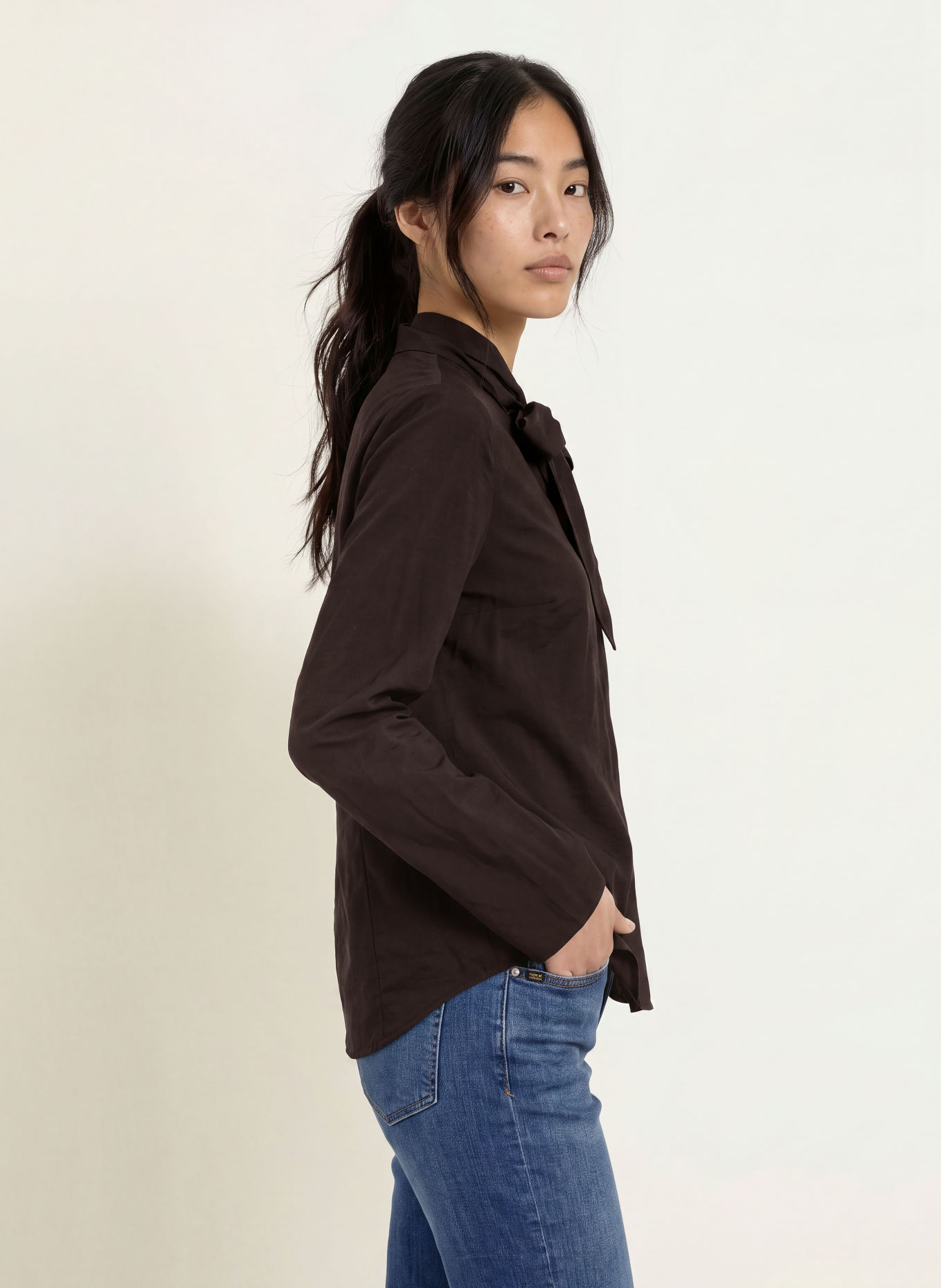 TIGER OF SWEDEN SOREN Tie-neck blouse: DARK BROWN