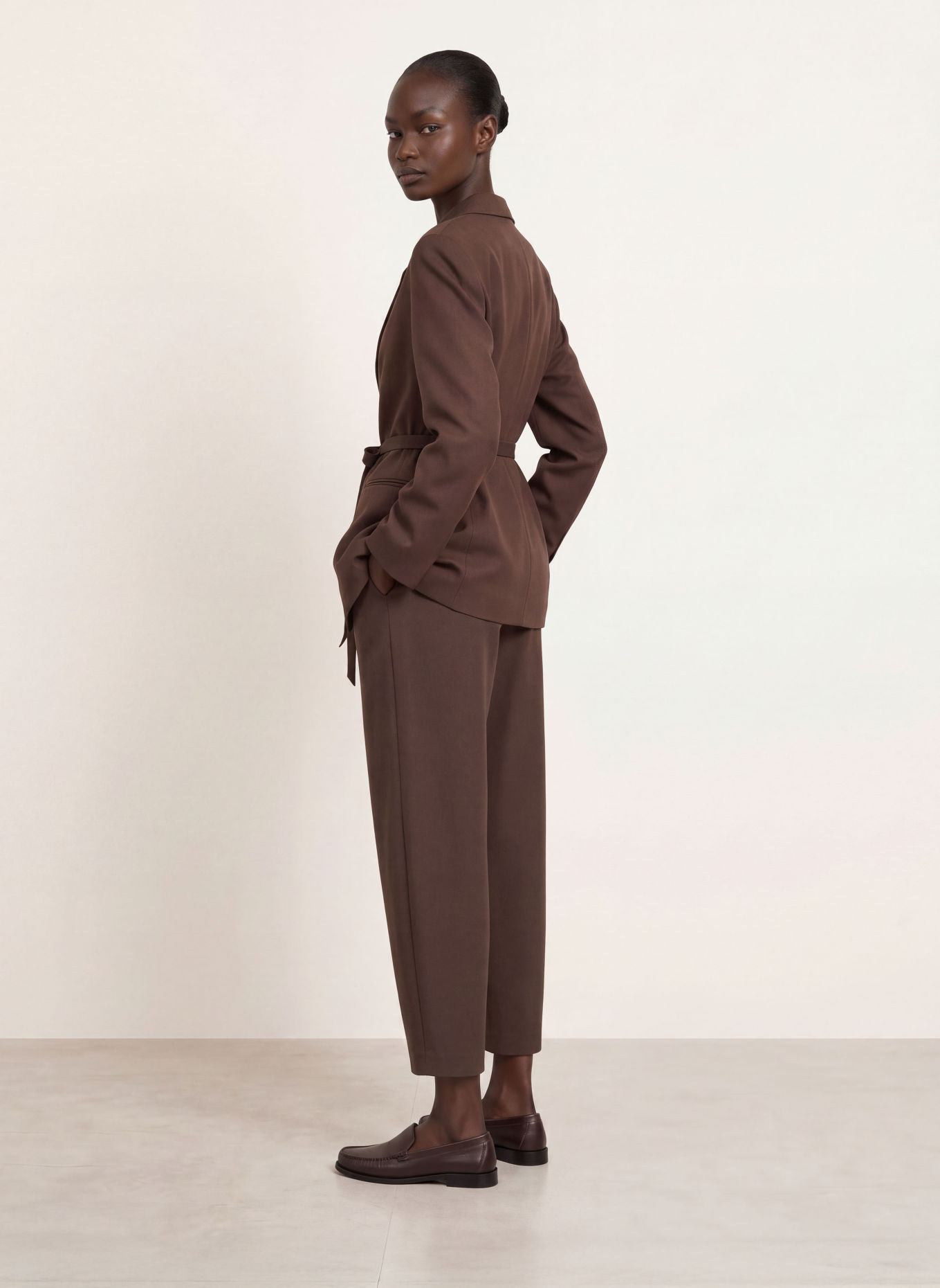 BOSS 7/8 broek TALARA: MARRON FONCÉ