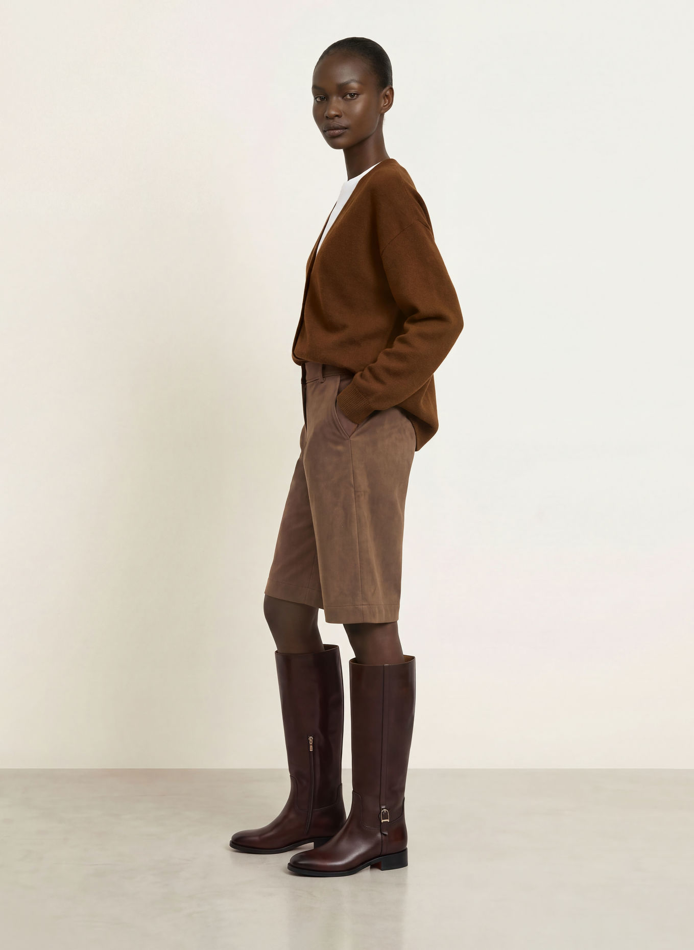 BOSS Bermuda TALARINA in leerlook: BRUIN