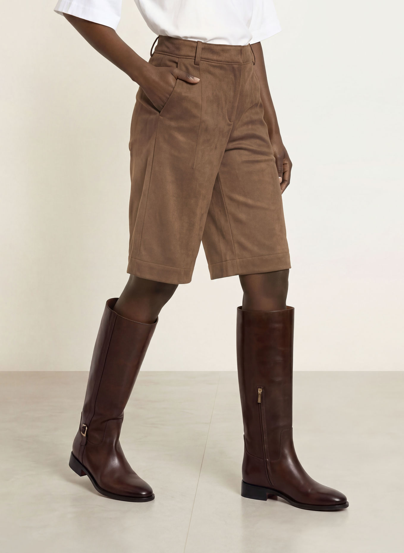 BOSS Bermuda TALARINA in leerlook: BRUIN