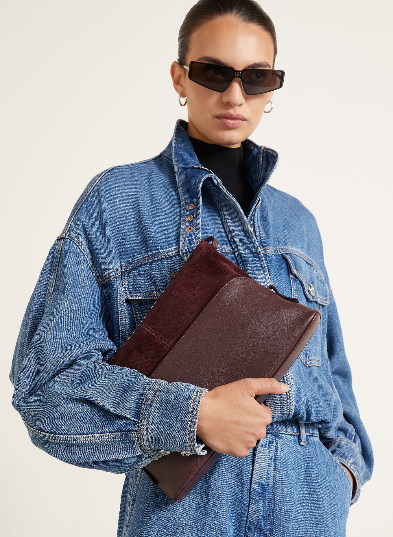Maison Margiela Clutch 5AC SOFT: DONKERROOD / ZILVER