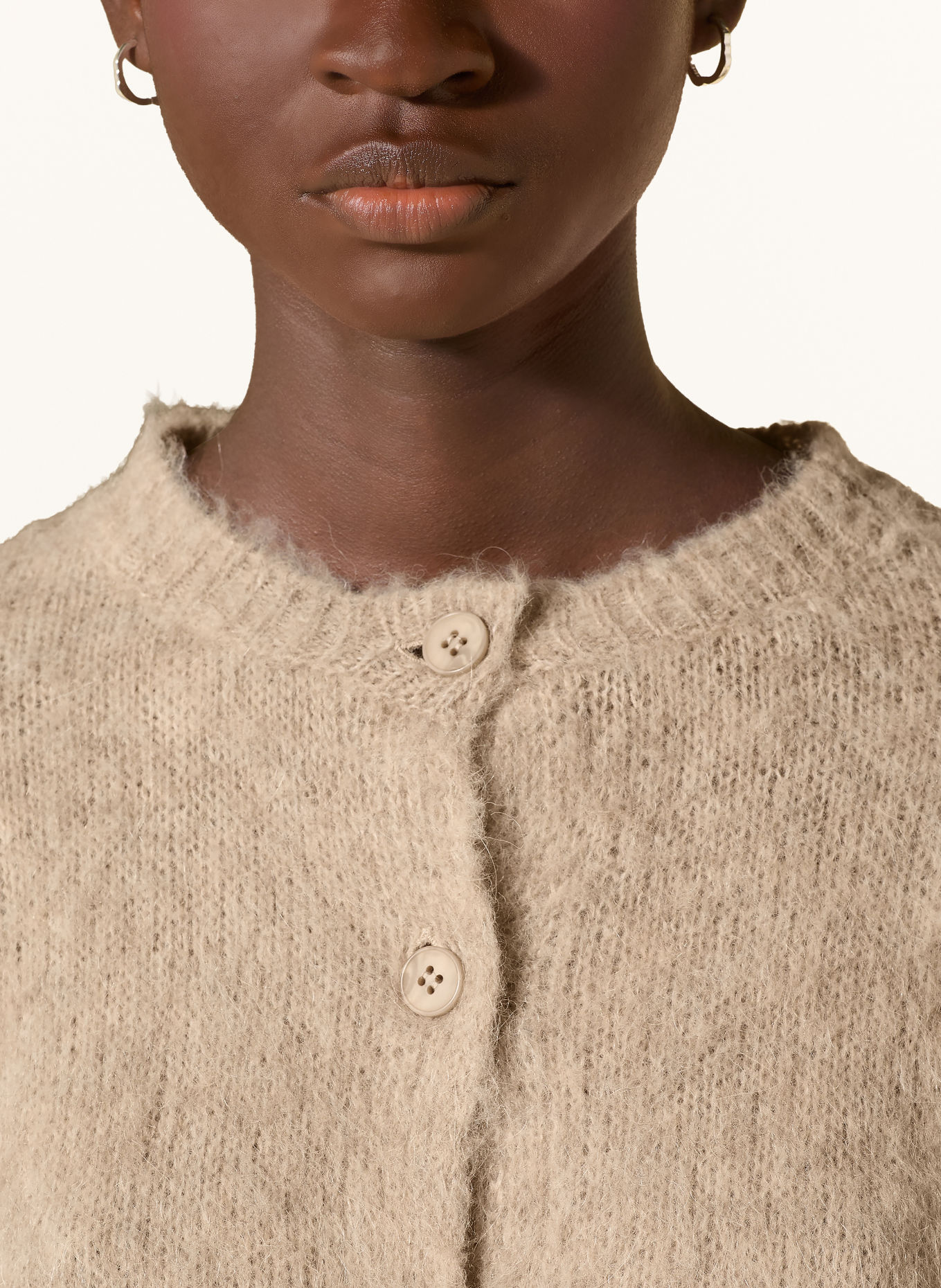 Rich & Royal Vest: BEIGE