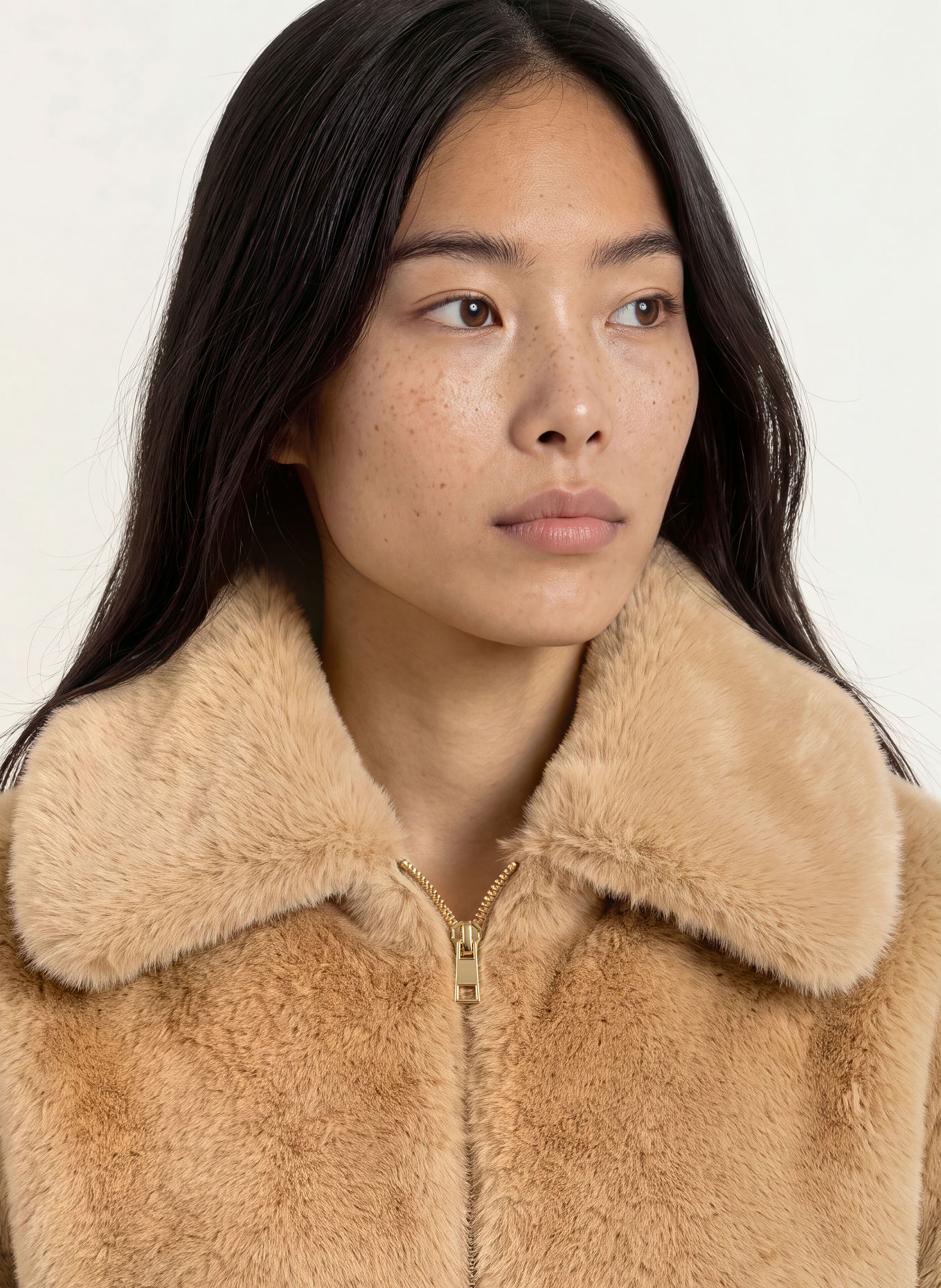Rich & Royal Faux Fur Jacket: BEIGE