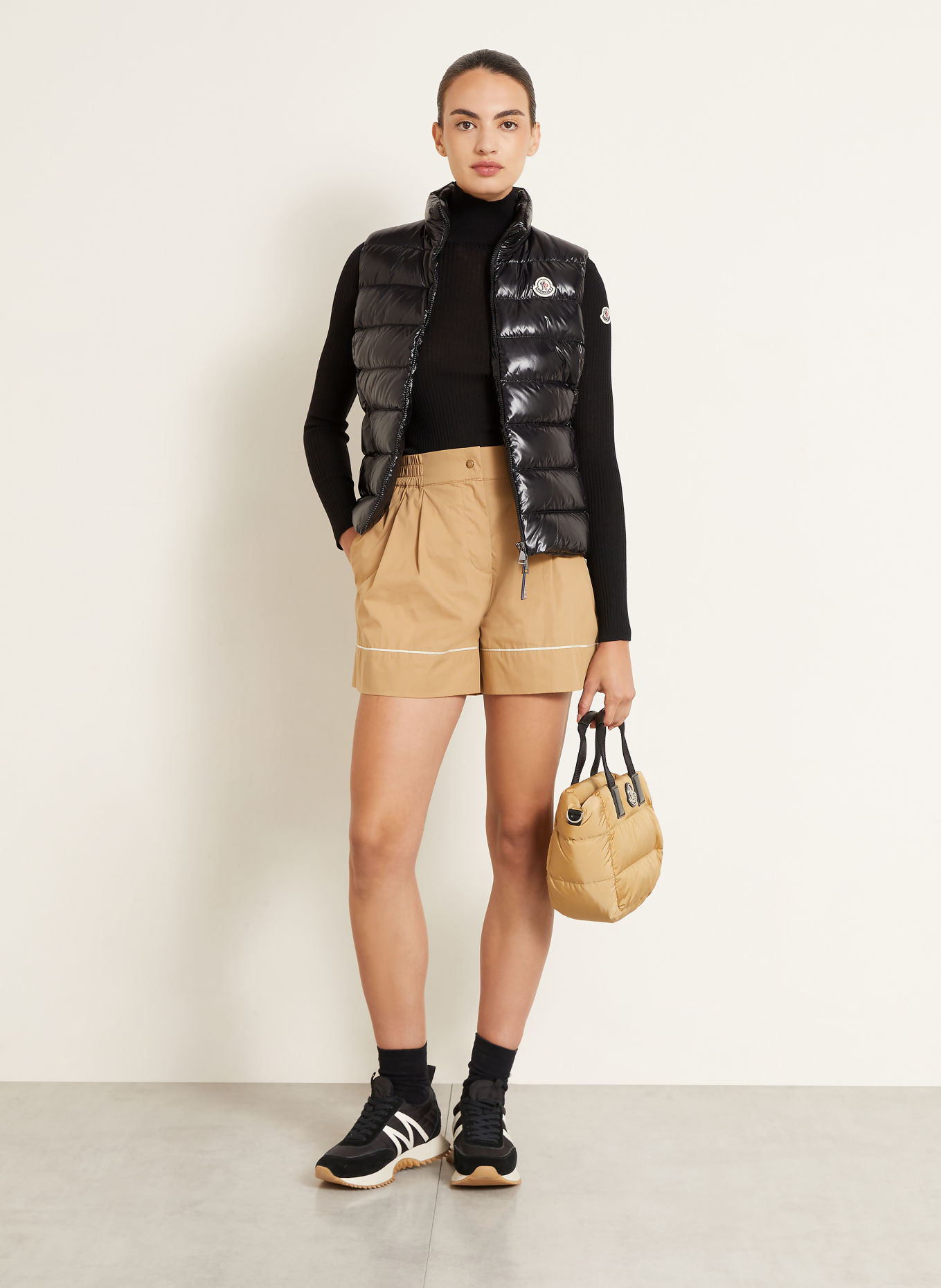 MONCLER Kamizelka puchowa GHANY: CZARNY